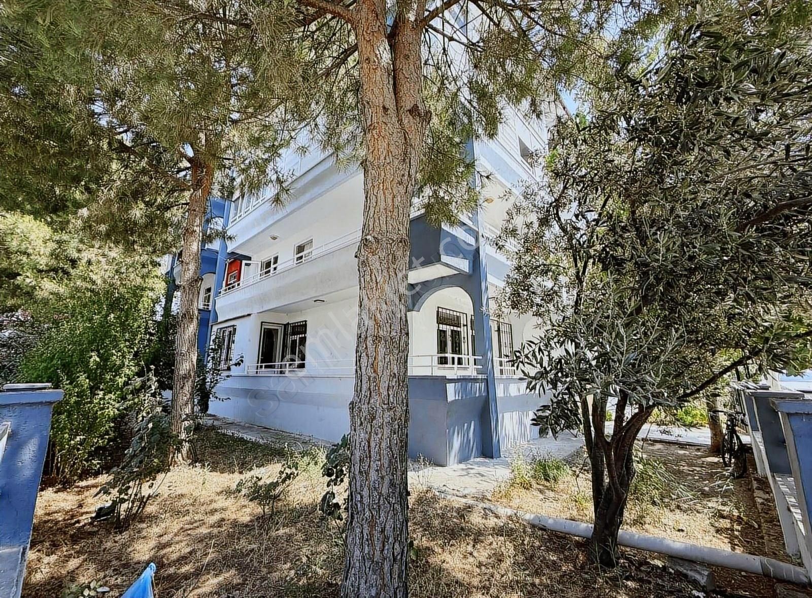 Parladan Yüksek Giriş Köşe Cephe 3+1 Şık Tasarımlı Konsept Daire - Görsel 8