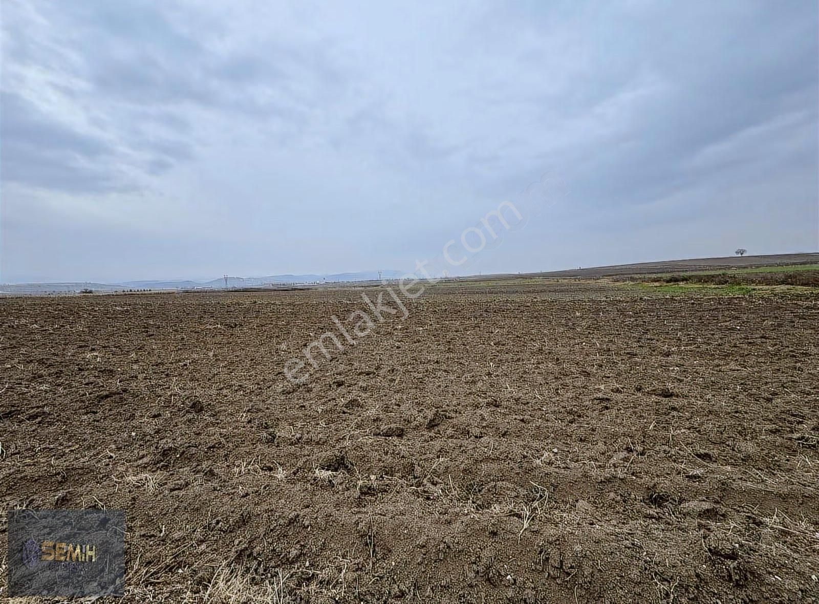 Semih'den Ebeköyde Yol Su Mevcut Tam Bir Hobilik Bahçe - Görsel 9