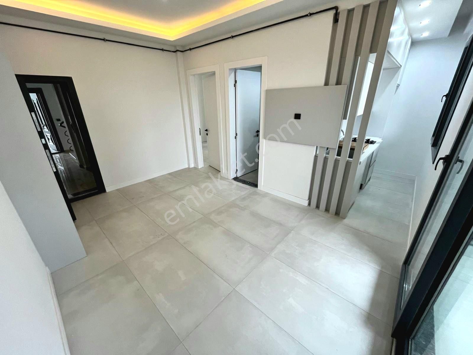 Yenişafak'ta 1+1 Ve 2+1 Seçenekli Sıfır Suit Lüks Daireler - Görsel 12