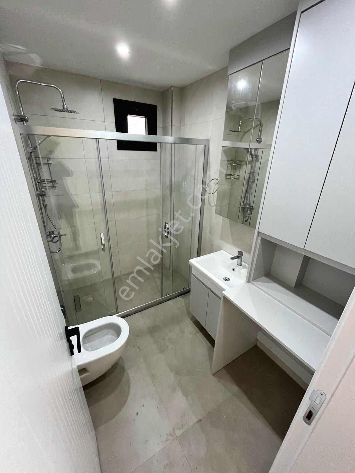 Yenişafak'ta 1+1 Ve 2+1 Seçenekli Sıfır Suit Lüks Daireler - Görsel 18