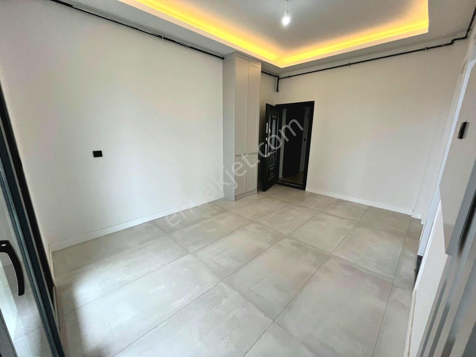 Yenişafak'ta 1+1 Ve 2+1 Seçenekli Sıfır Suit Lüks Daireler - Görsel 13