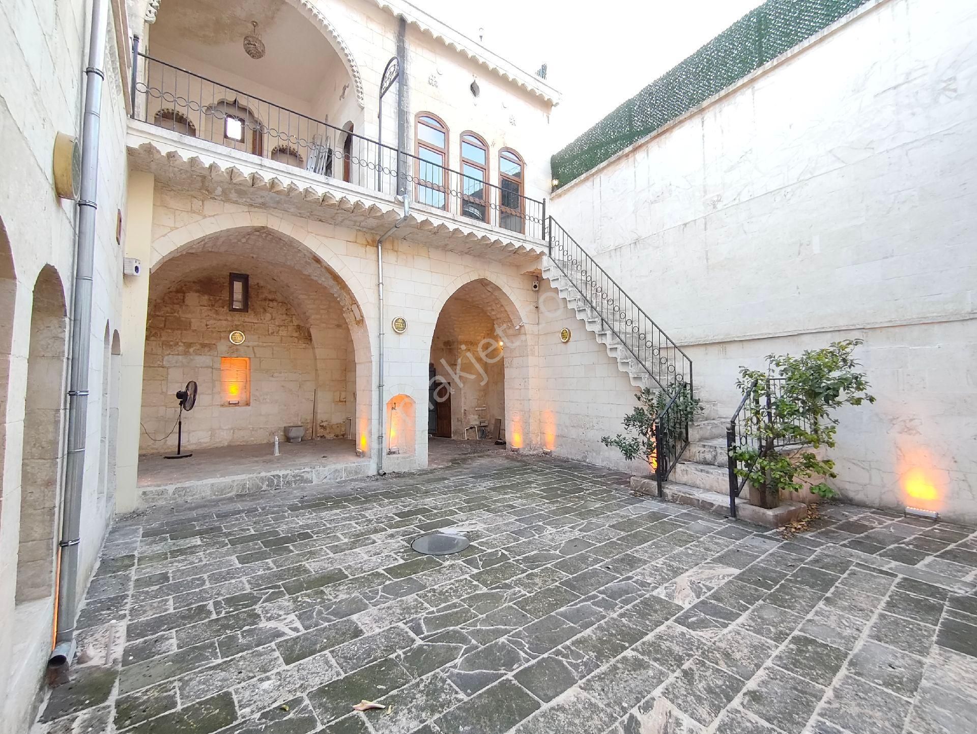 Otel Projesi Hazır Urfa Merkezde Kiralık Tarihi Konak - Görsel 2