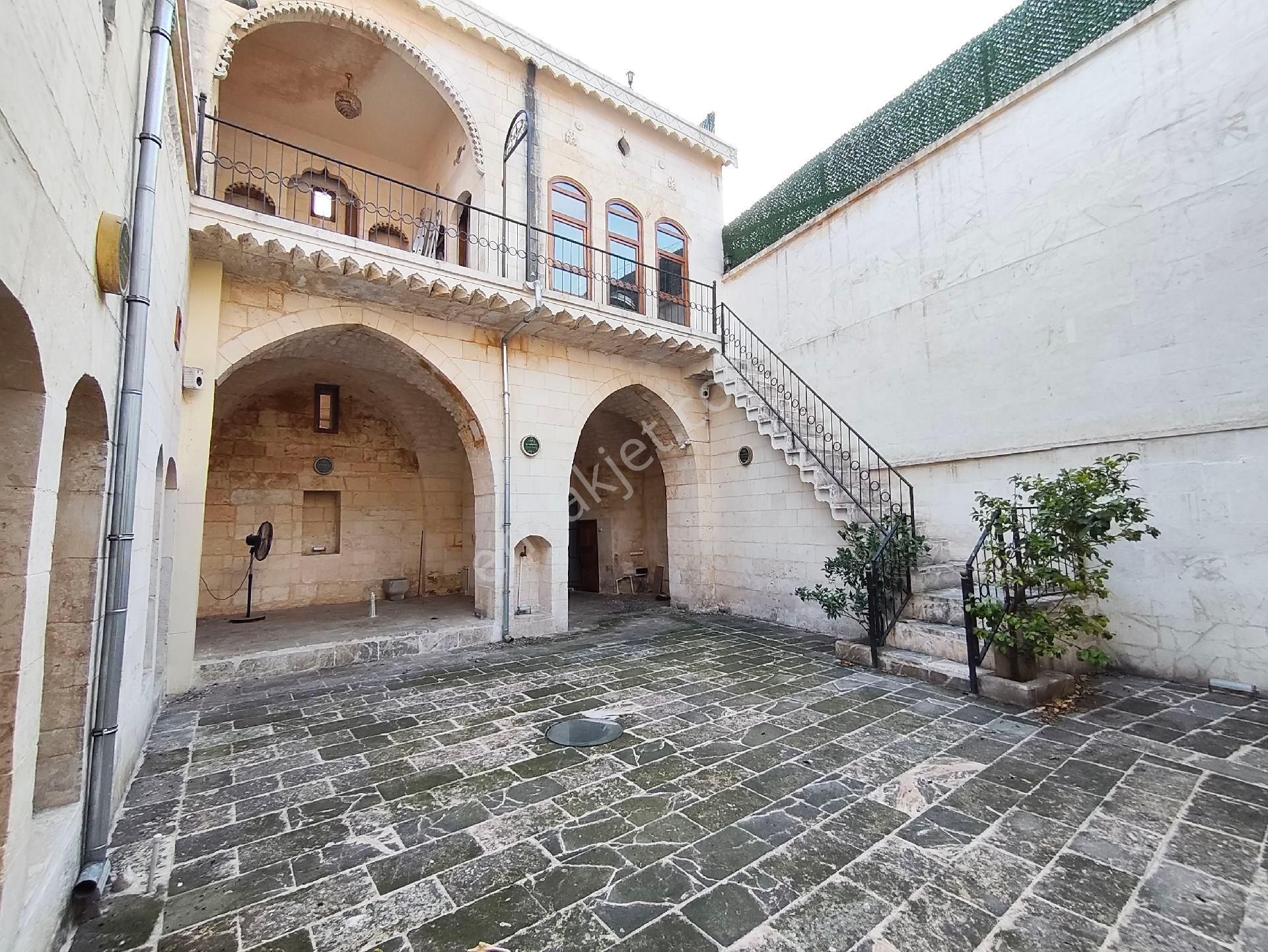 Otel Projesi Hazır Urfa Merkezde Kiralık Tarihi Konak - Görsel 5