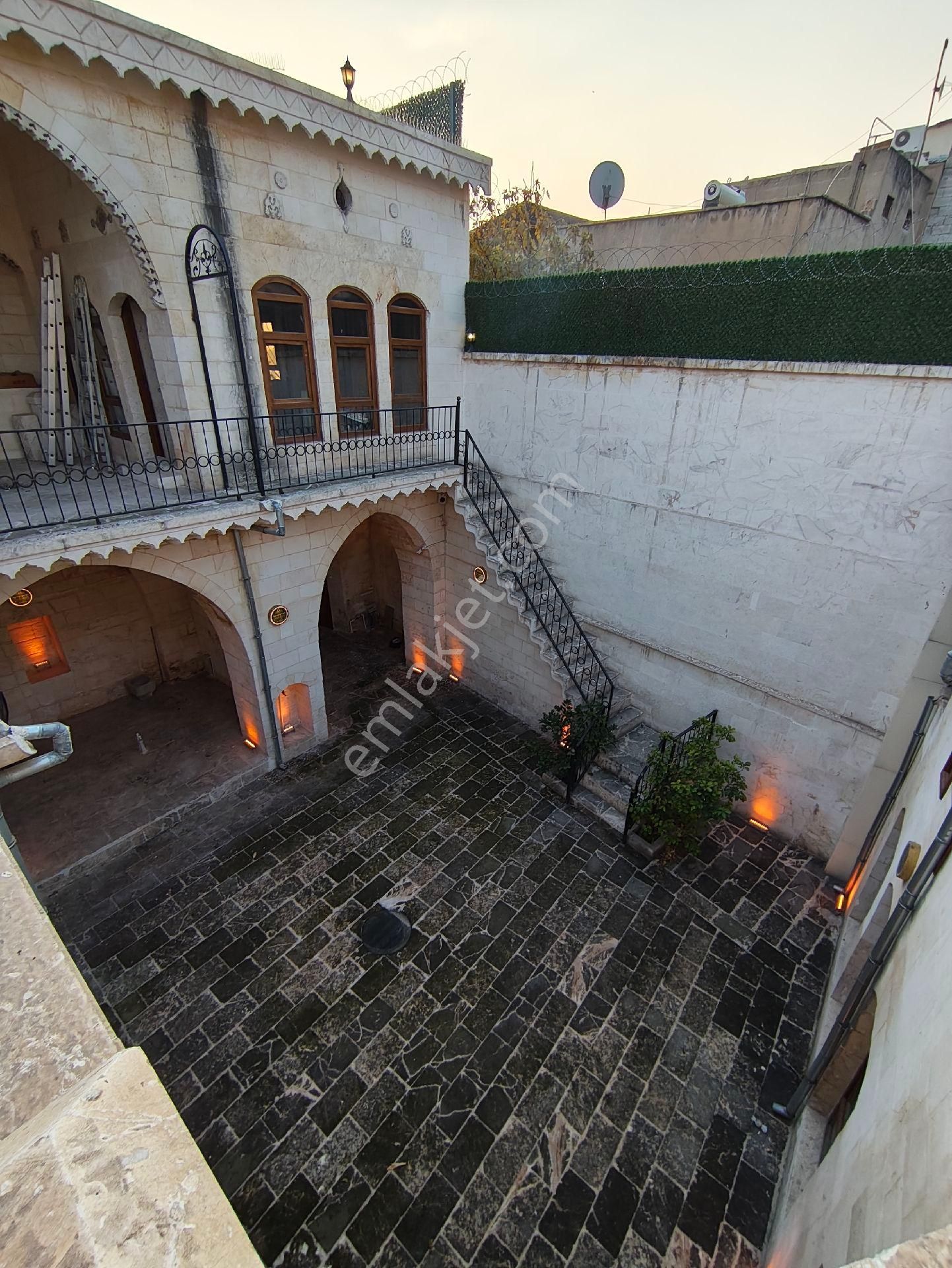 Otel Projesi Hazır Urfa Merkezde Kiralık Tarihi Konak - Görsel 29