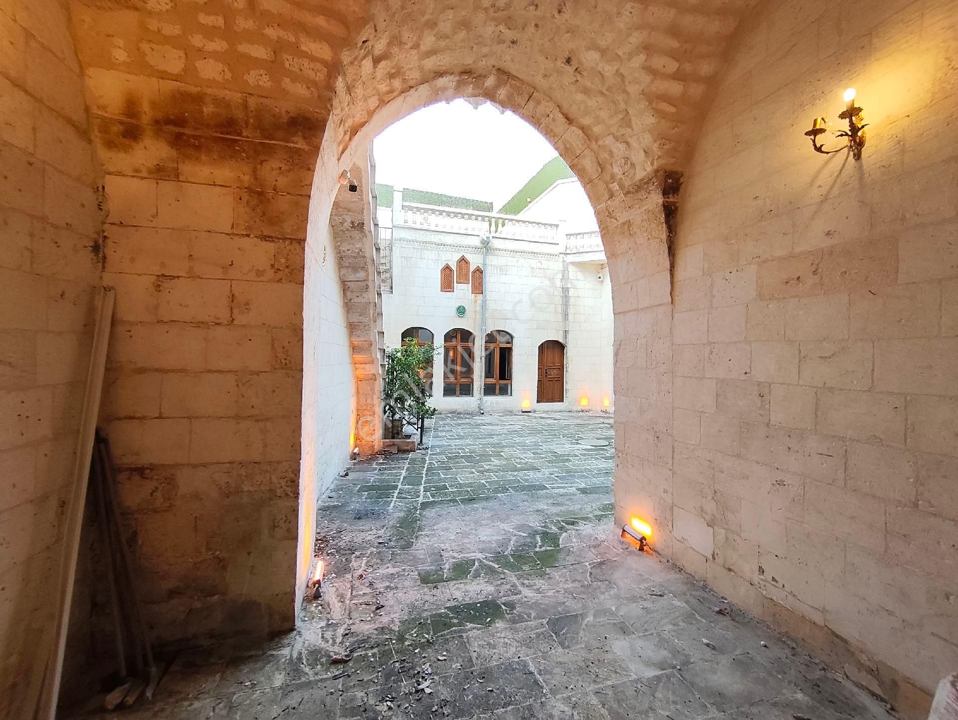 Otel Projesi Hazır Urfa Merkezde Kiralık Tarihi Konak - Görsel 9