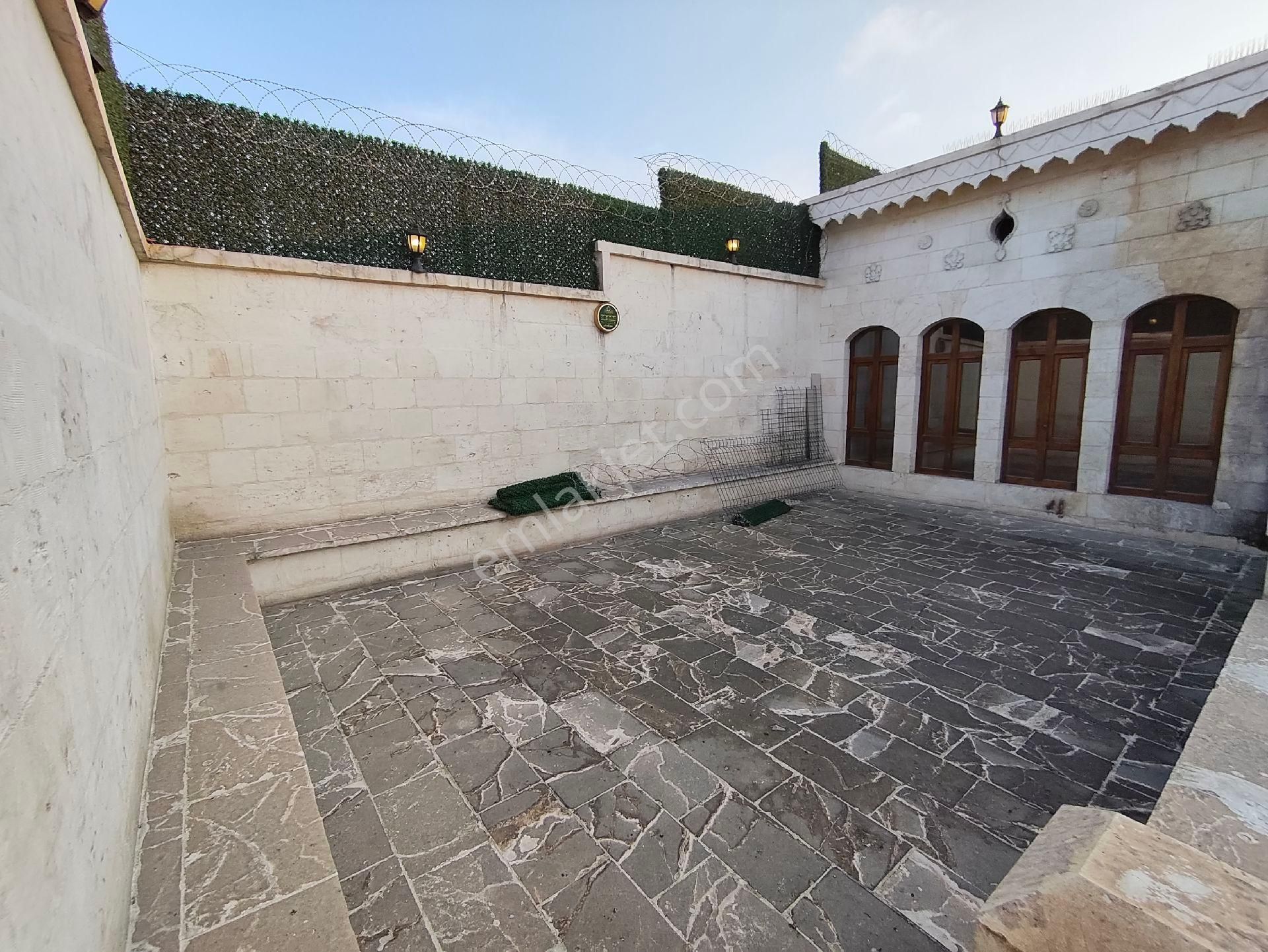 Otel Projesi Hazır Urfa Merkezde Kiralık Tarihi Konak - Görsel 31