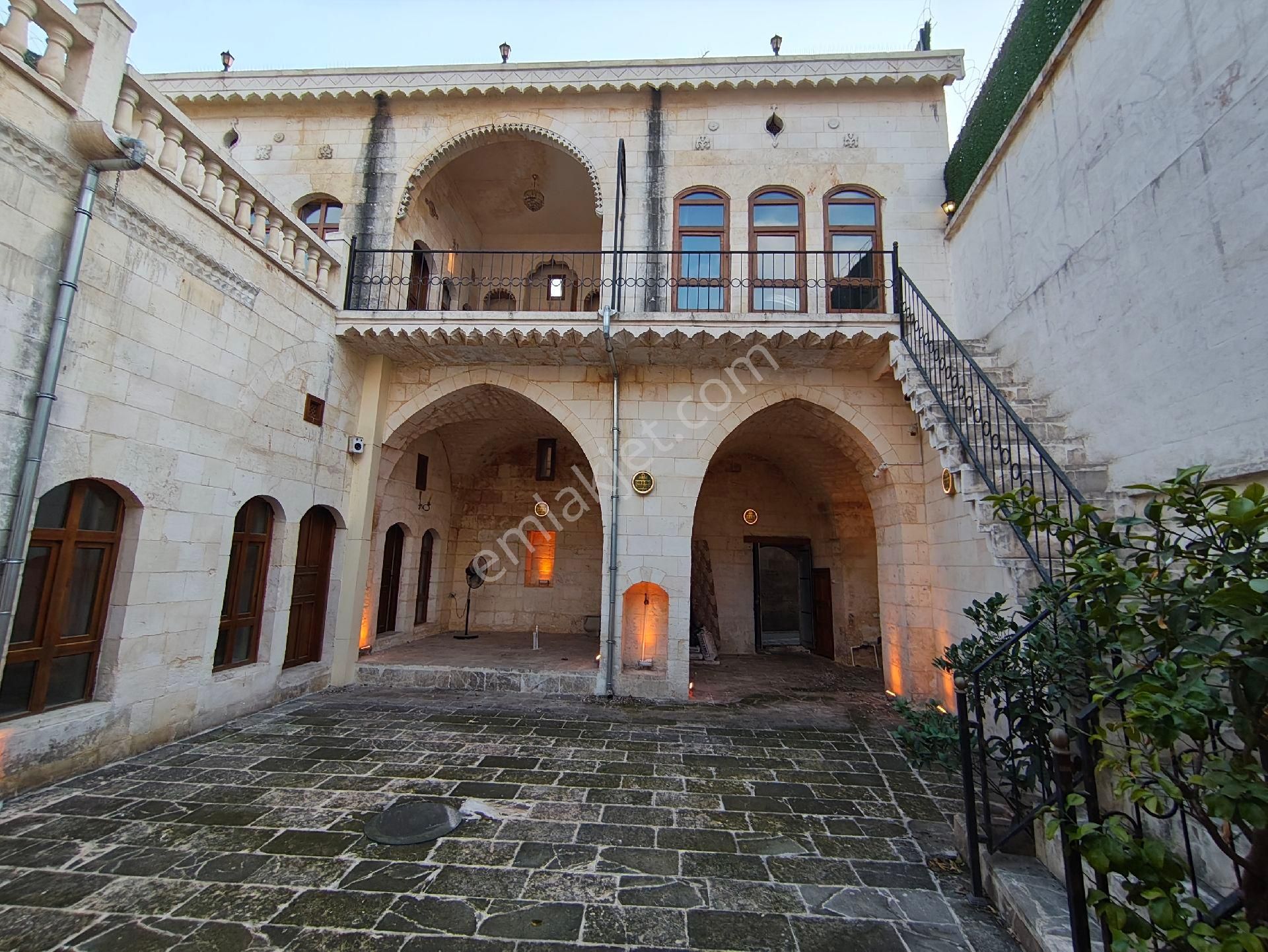 Otel Projesi Hazır Urfa Merkezde Kiralık Tarihi Konak