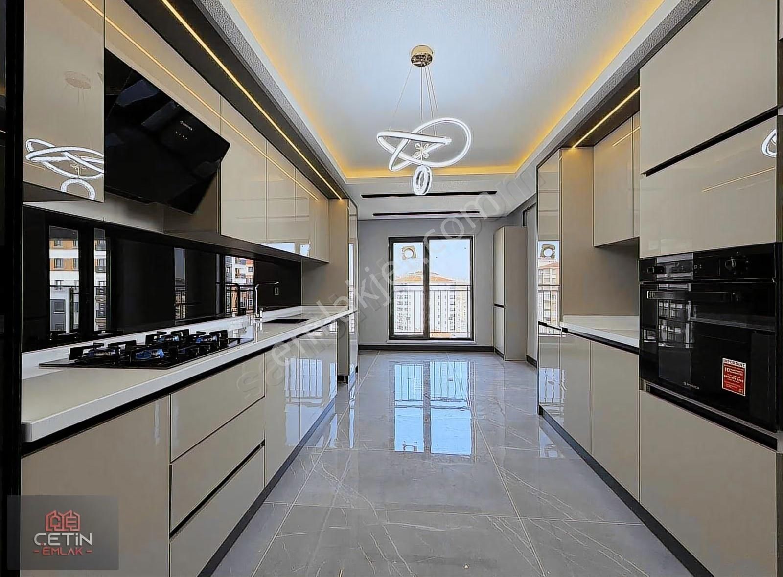 Çetin Emlak'▓ Fatih Mah.kapalı Garajlı,5.kat Sıfır' Ön Cephe 4+1