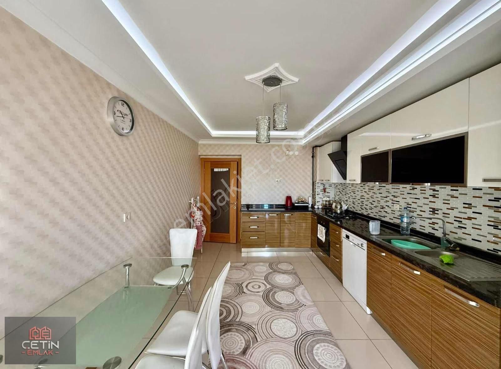 Çetin Emlak'sitede Kapalı Otoparklı 7.kat Güney Cephe 4+1 Daire - Görsel 10