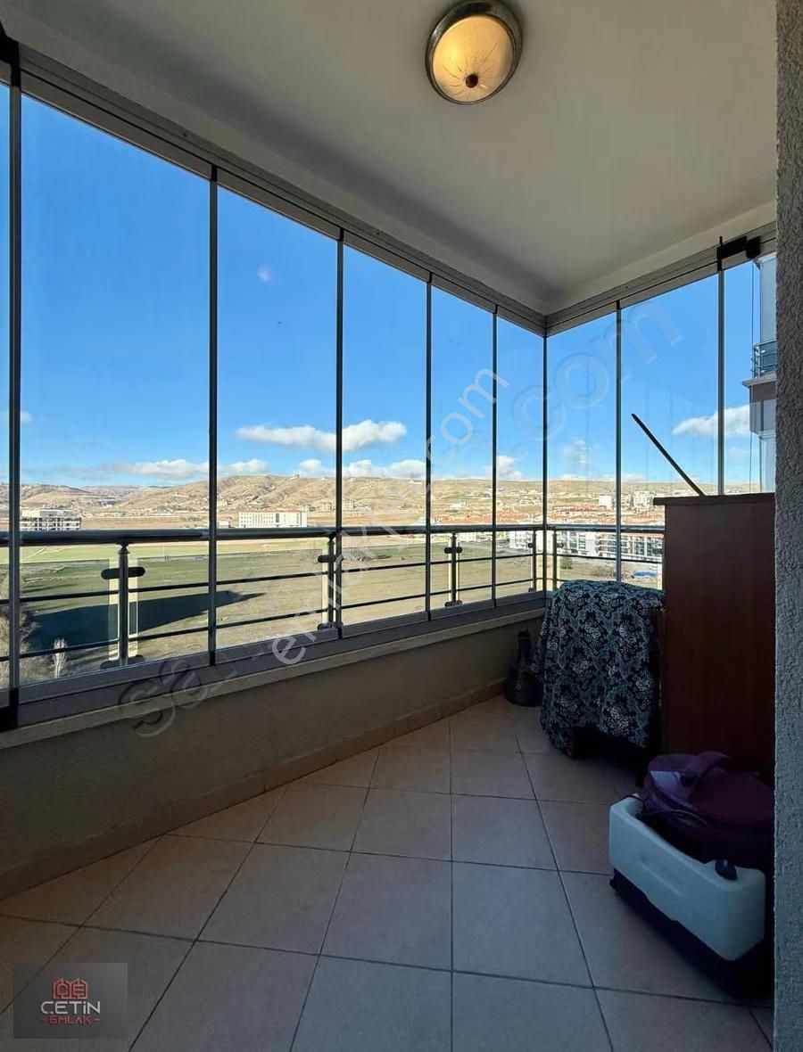 Çetin Emlak'sitede Kapalı Otoparklı 7.kat Güney Cephe 4+1 Daire - Görsel 2