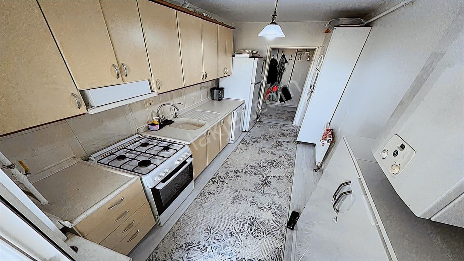Yenikent Emlak'tan Toki Site İçerisinde Asansörlü 3+1 Daire - Görsel 2
