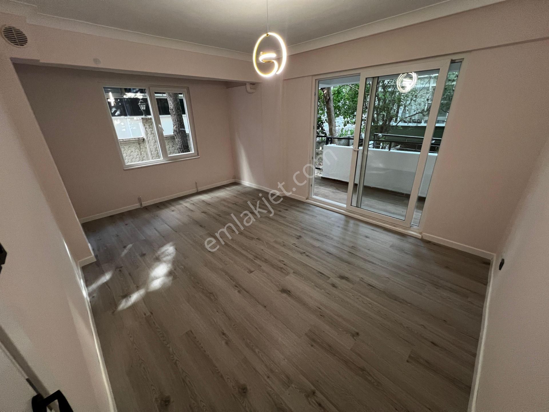 Parladan Pazar Sokağında Denize 100 Metre Satılık 2+1daire - Görsel 3