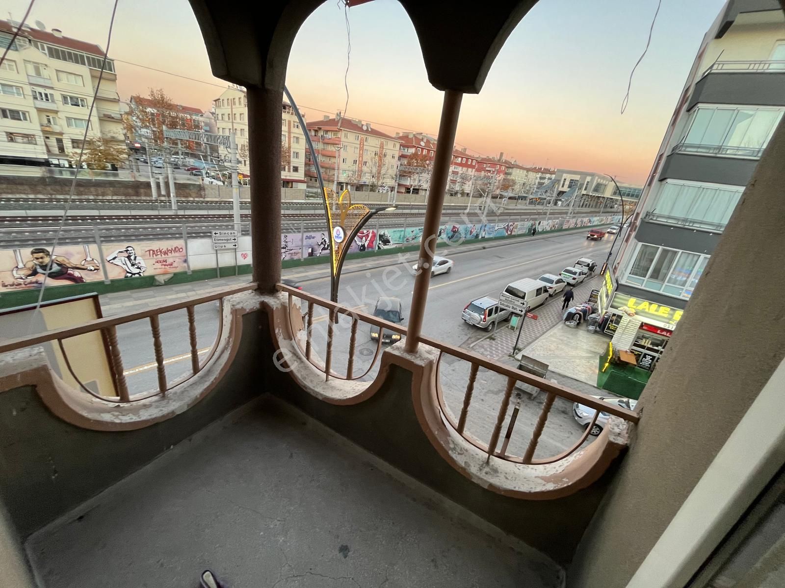 Sincan Mareşal Çakmak Mh De 1+1 Ara Kat Yatırımcılara Özel Harika Konumda Kupon Daire - Görsel 6