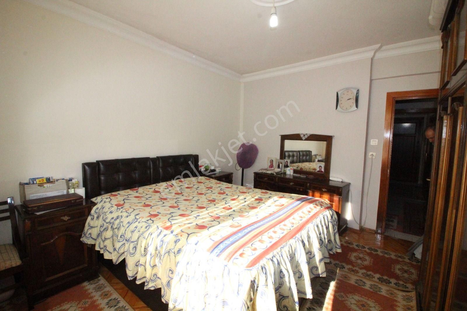 B.evler Ulubatlı Hasan Caddesi Yakın Kentsel Dönüşüme Uygun 3+1 - Görsel 9