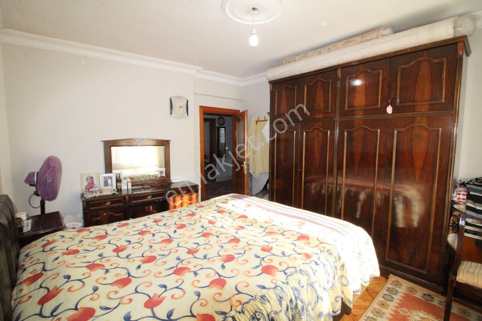 B.evler Ulubatlı Hasan Caddesi Yakın Kentsel Dönüşüme Uygun 3+1 - Görsel 8