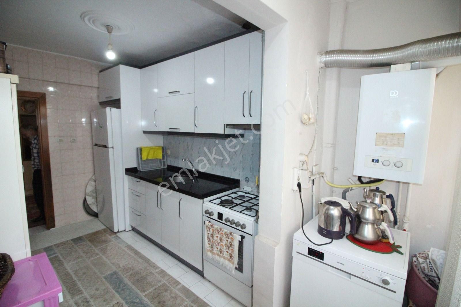 B.evler Ulubatlı Hasan Caddesi Yakın Kentsel Dönüşüme Uygun 3+1 - Görsel 4