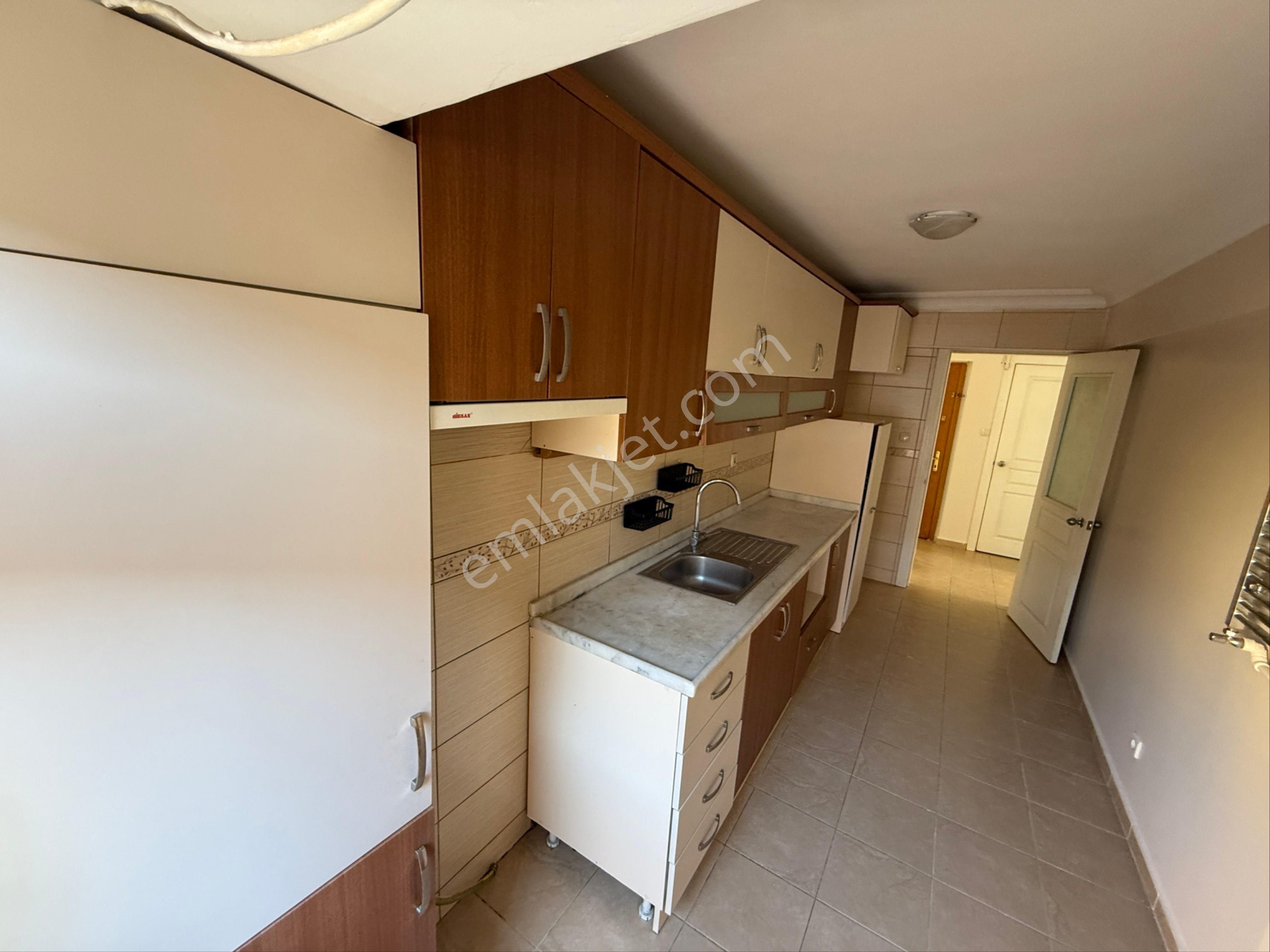 Üsküdar Kısıklı'da Site İçi Kiralık 3+1 Daire - Görsel 7