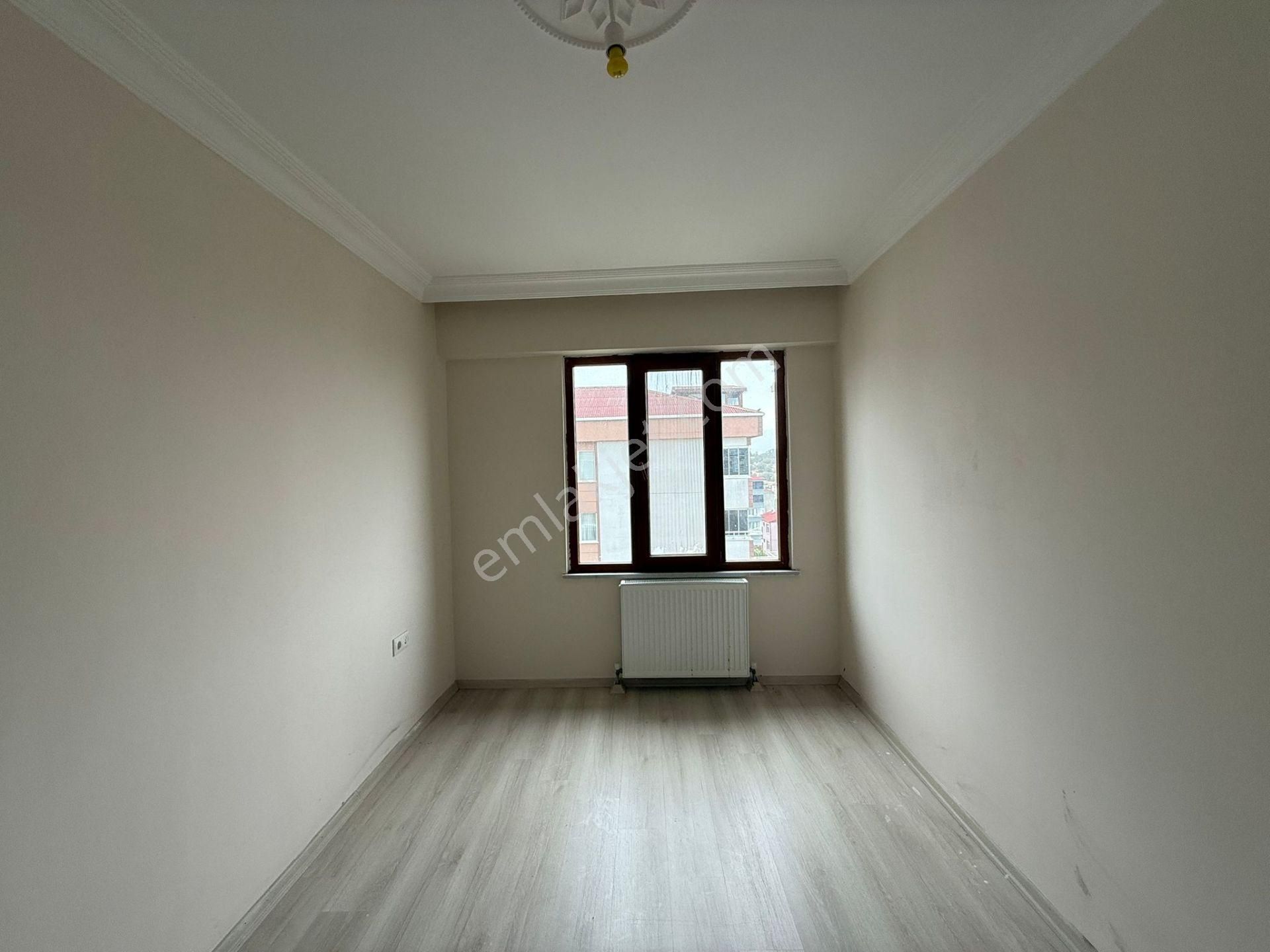 Akyüz Gayrimenkul Den; Velıkoy Mah De Iskanlı,kombılı ,satılık 2+1 Daire - Görsel 13