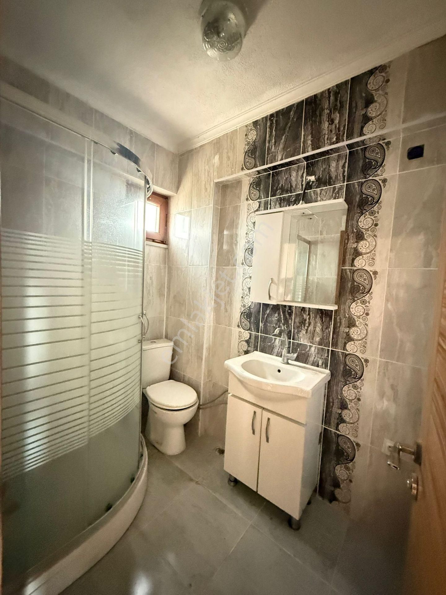 Akyüz Gayrimenkul Den; Velıkoy Mah De Iskanlı,kombılı ,satılık 2+1 Daire - Görsel 7