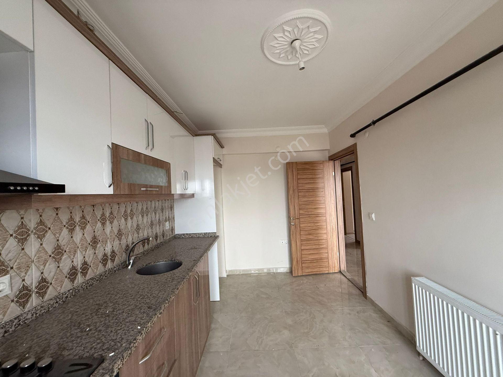 Akyüz Gayrimenkul Den; Velıkoy Mah De Iskanlı,kombılı ,satılık 2+1 Daire - Görsel 26