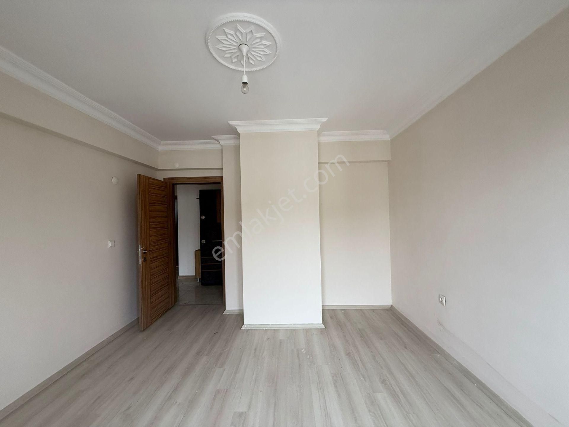 Akyüz Gayrimenkul Den; Velıkoy Mah De Iskanlı,kombılı ,satılık 2+1 Daire - Görsel 6