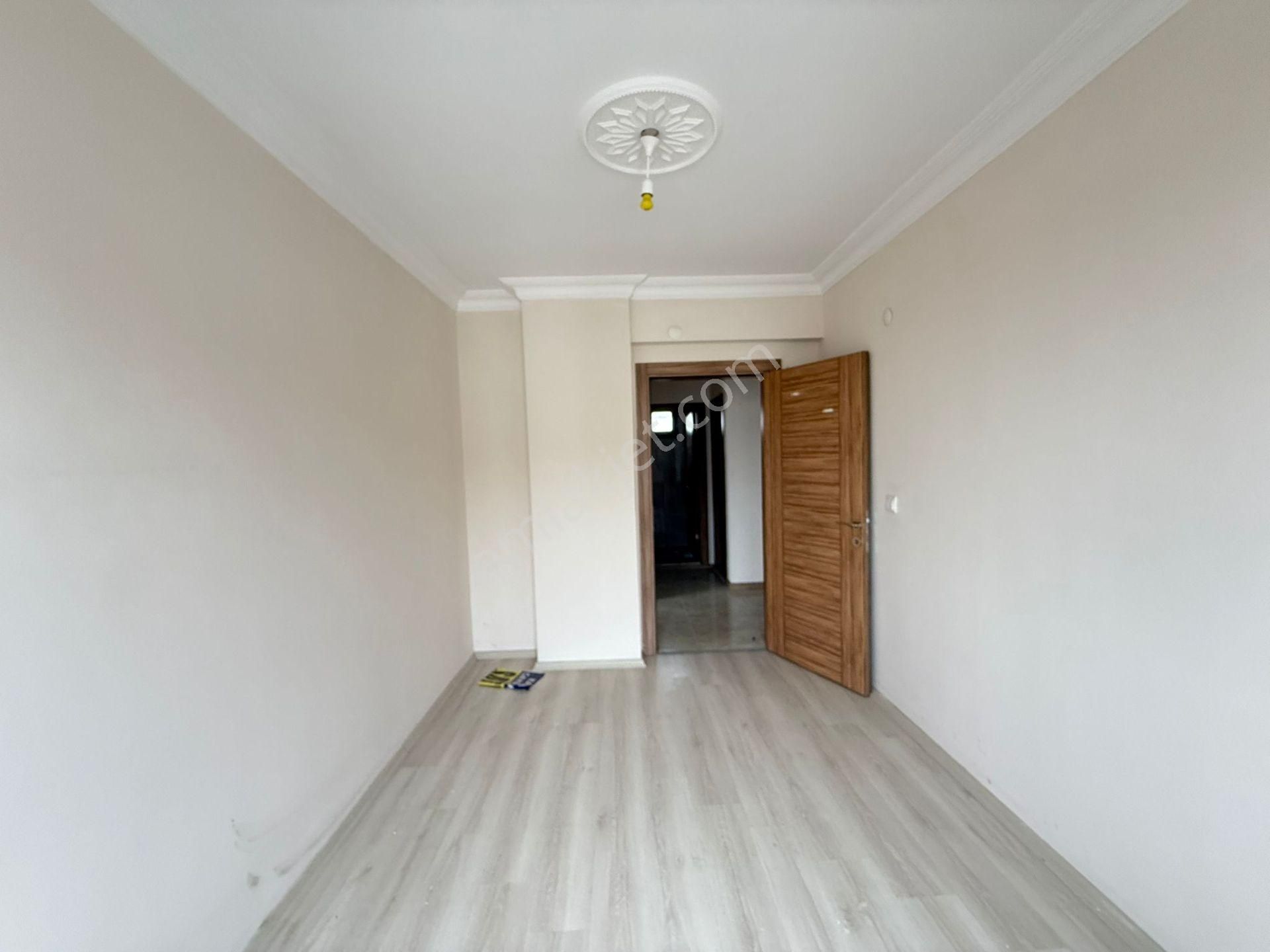 Akyüz Gayrimenkul Den; Velıkoy Mah De Iskanlı,kombılı ,satılık 2+1 Daire - Görsel 9