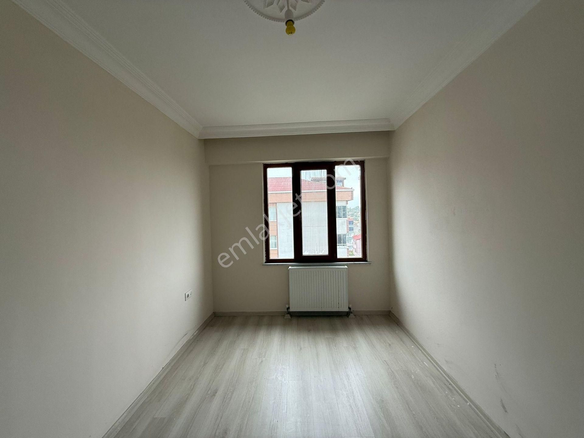 Akyüz Gayrimenkul Den; Velıkoy Mah De Iskanlı,kombılı ,satılık 2+1 Daire - Görsel 12
