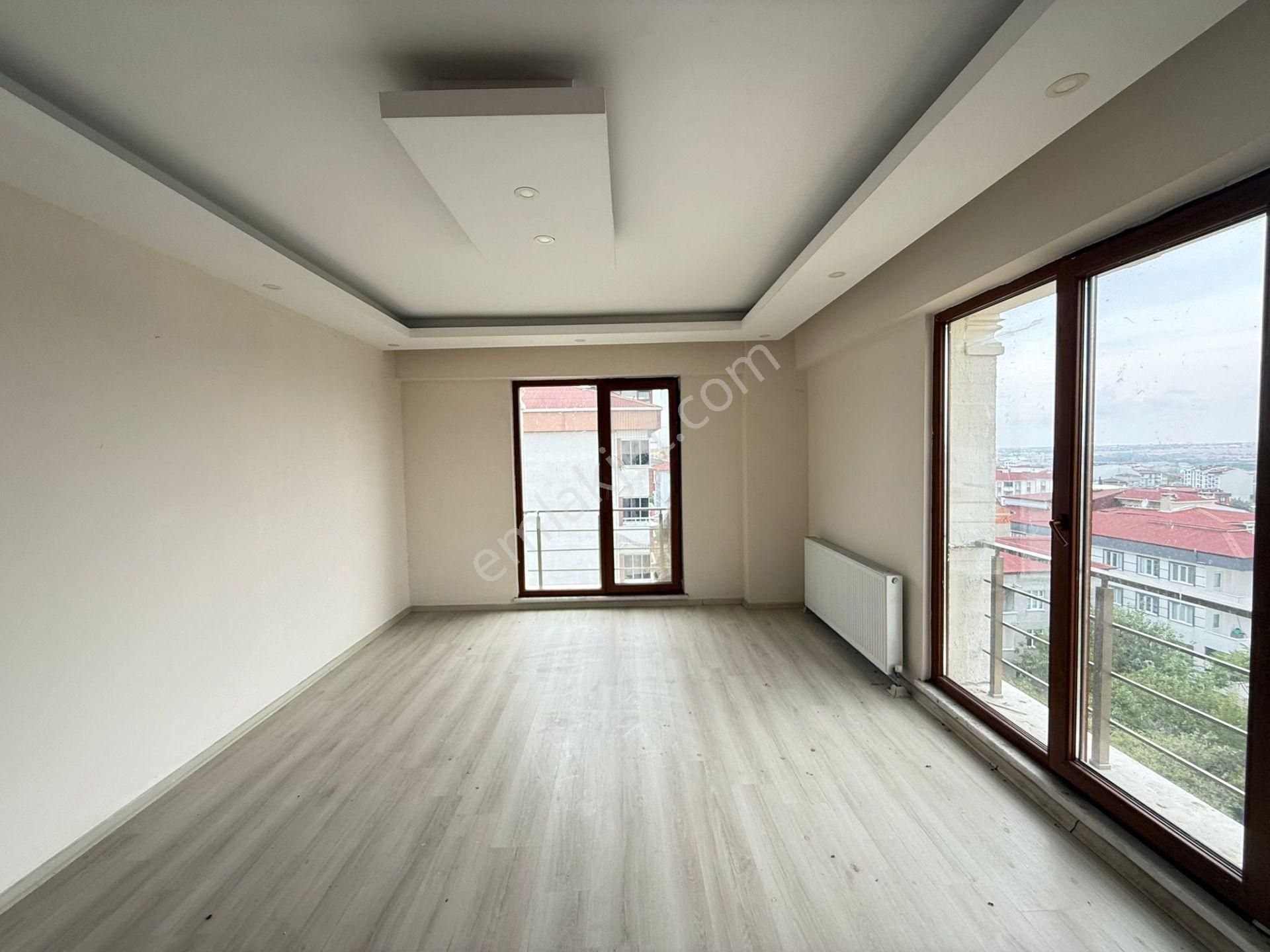 Akyüz Gayrimenkul Den; Velıkoy Mah De Iskanlı,kombılı ,satılık 2+1 Daire - Görsel 29