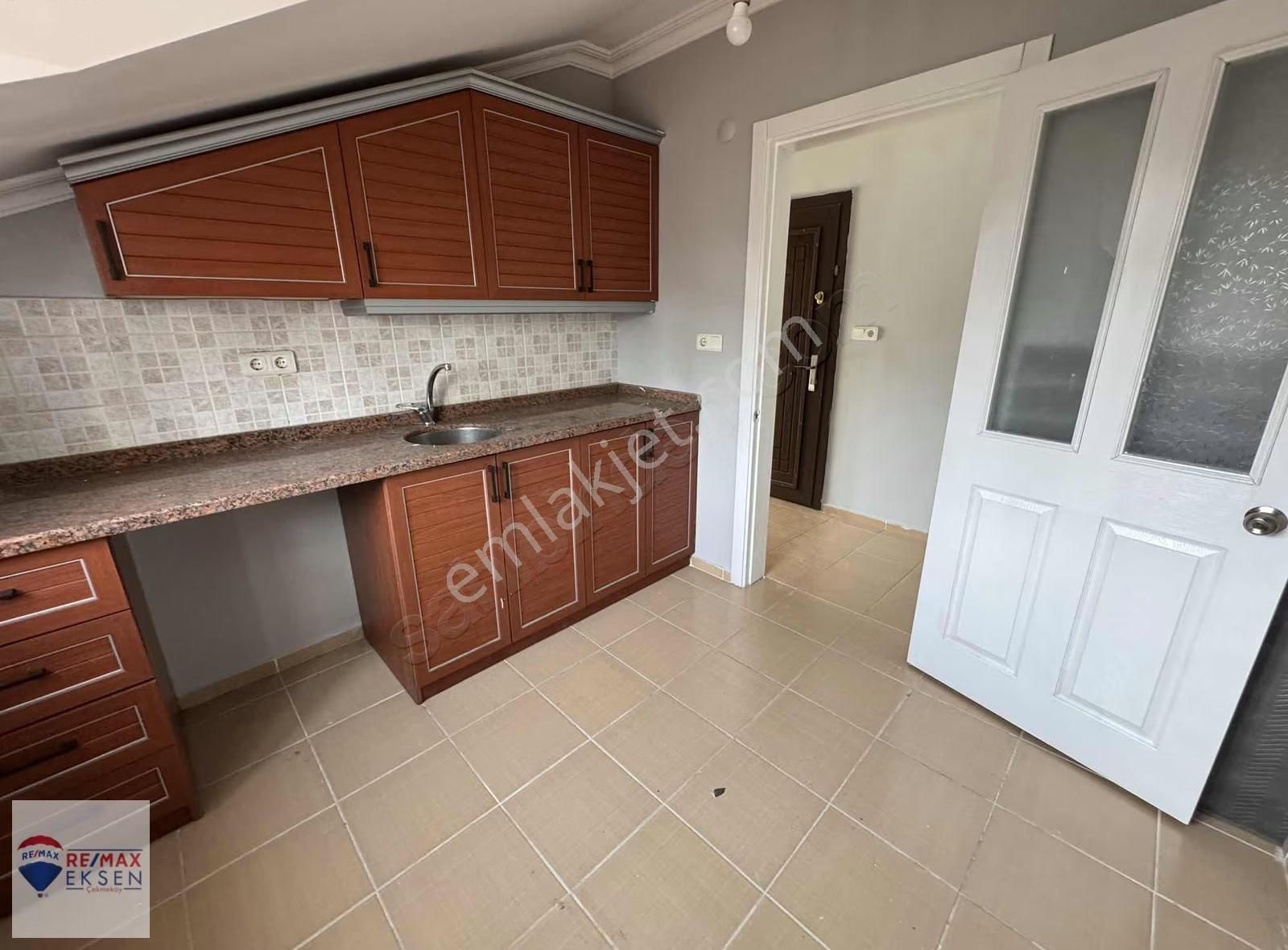 Çekmeköy Merkez Mahallesinde Kiralık 4+2 Dubleks Daire - Görsel 10