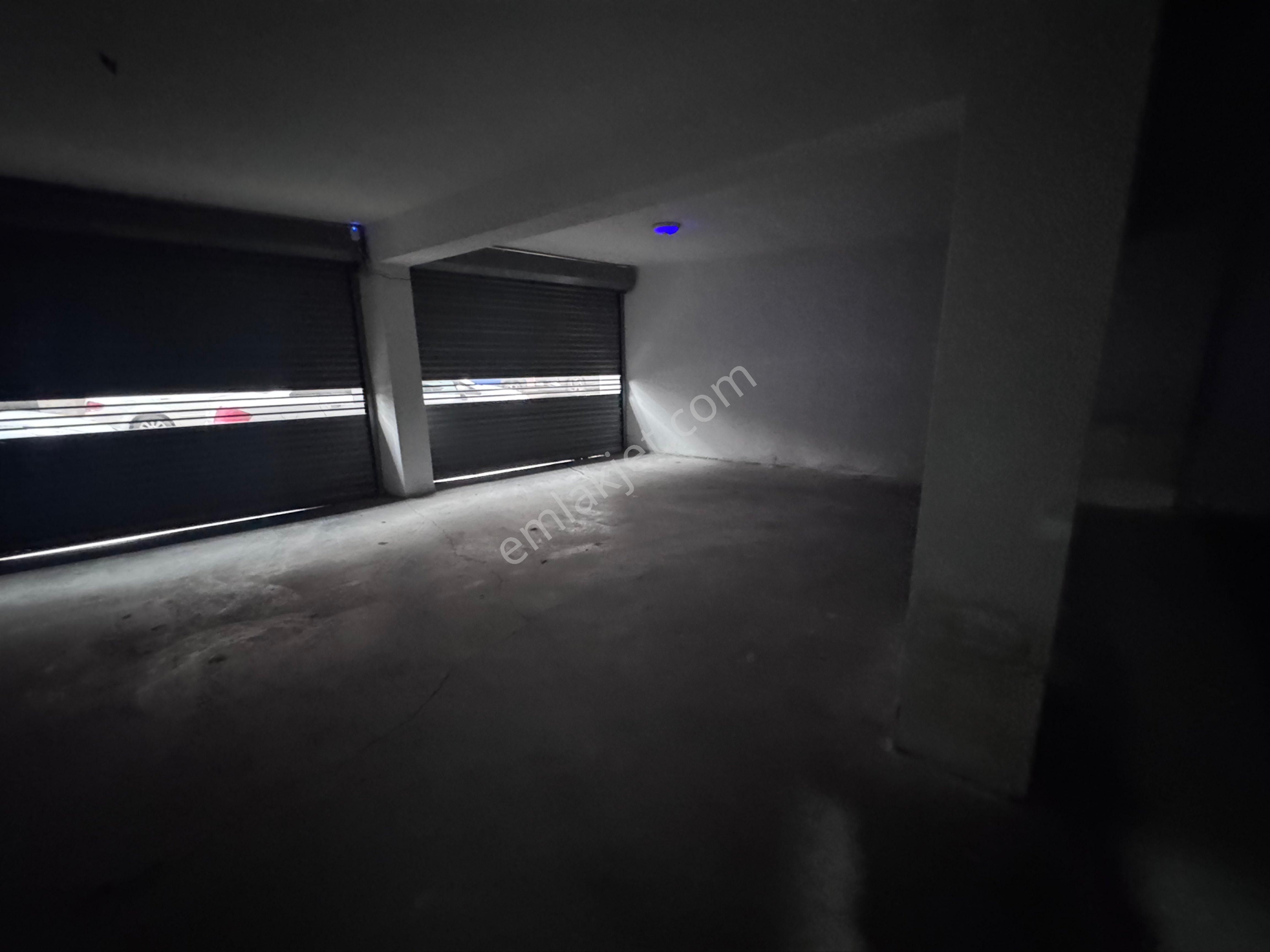 Yahya Kemal'de Ana Cadde Üzeri Site'de 1+1 - Görsel 17