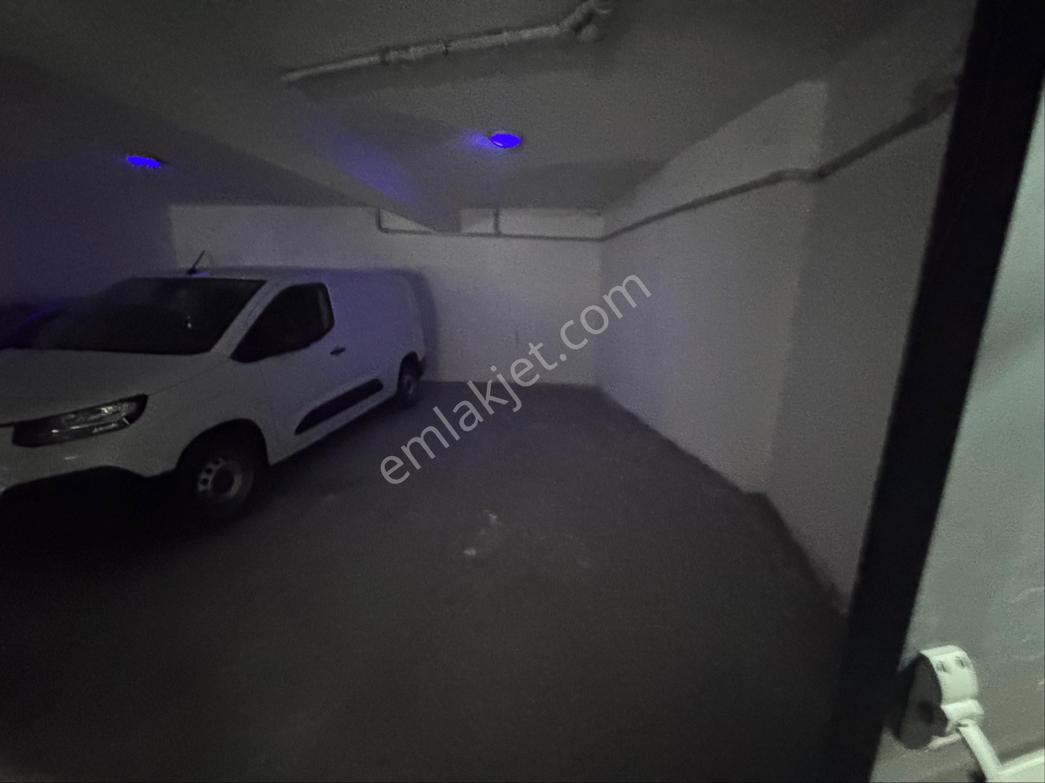 Yahya Kemal'de Ana Cadde Üzeri Site'de 1+1 - Görsel 18