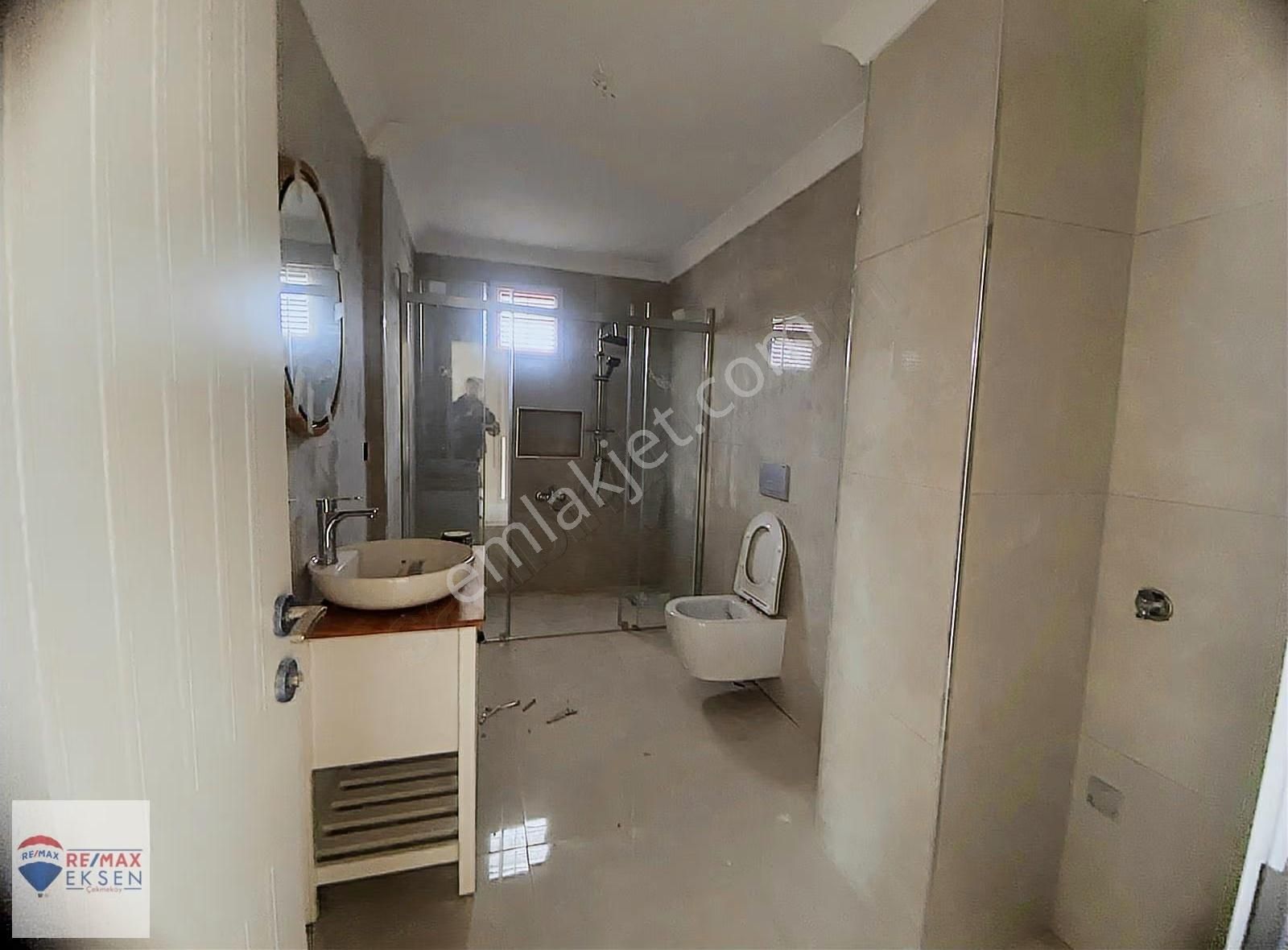 Riva Flora Evlerinde Sıfırlanmış, Bahçeli, Kiralık 5+2 Villa - Görsel 25