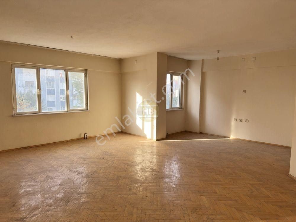 Hb'den 3+1 Satılık Daire, Atatürk Bulvarı Üzeri Ara Kat Asansörlü - Görsel 4