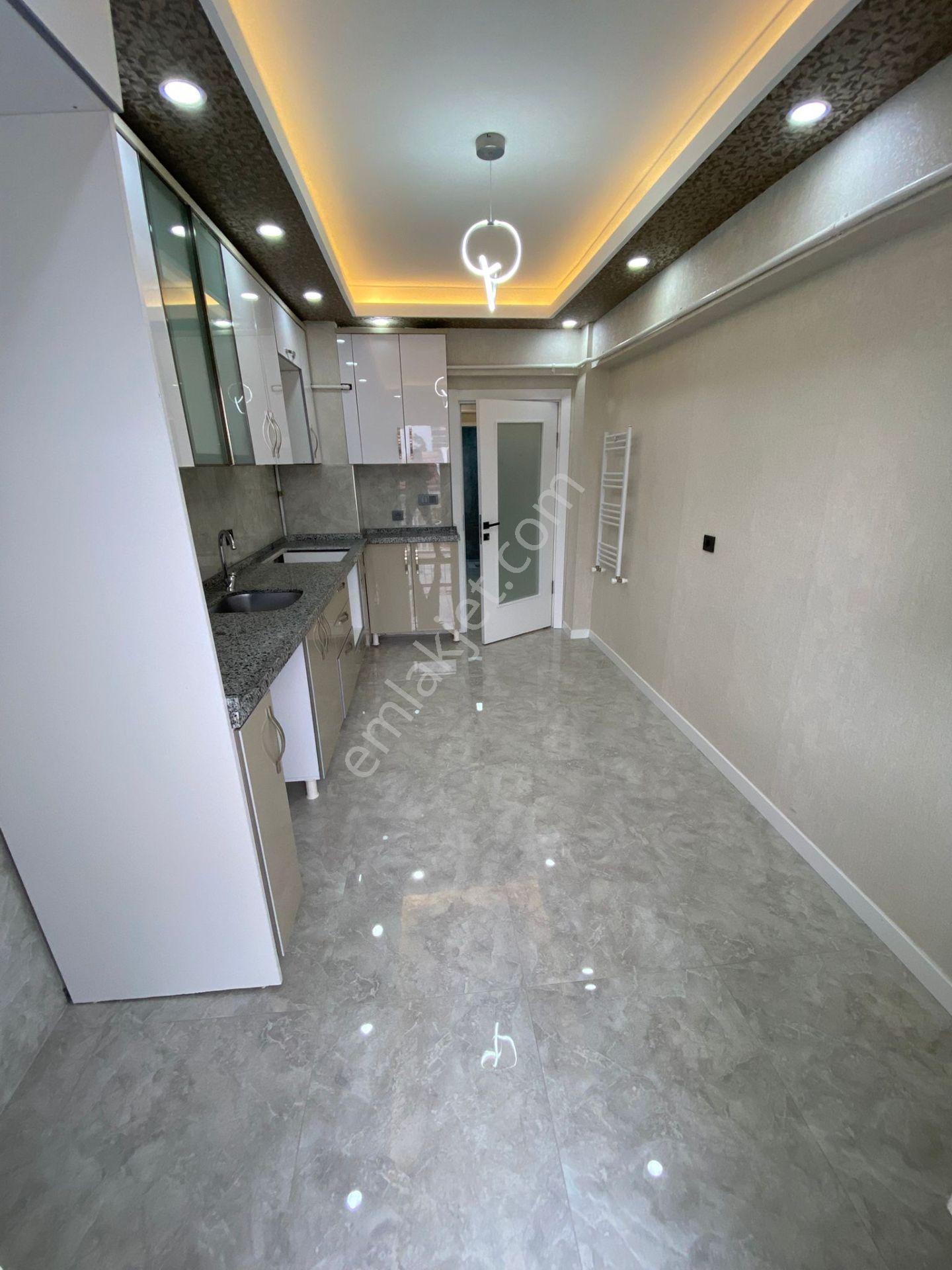 Pınarbaşı Mahallesi'nde Metro Yakını Full Yapılı 3+1 Daire! - Görsel 3