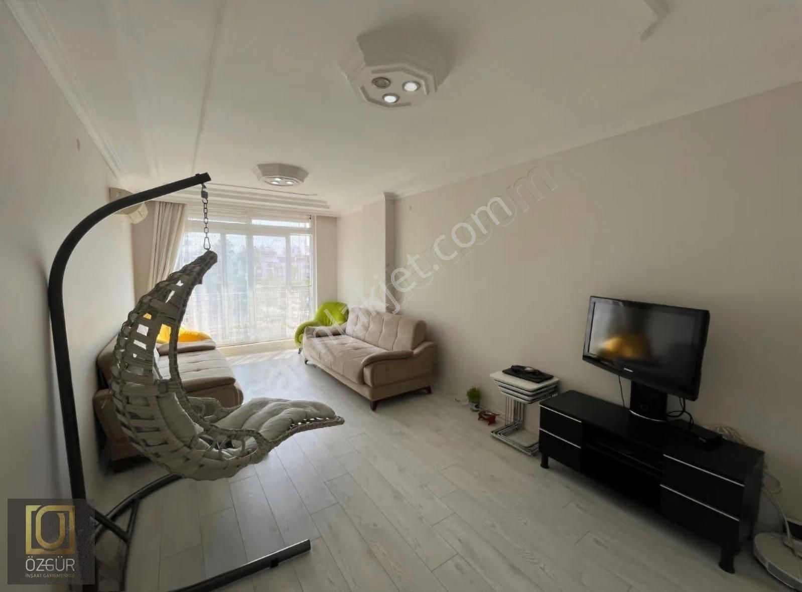 Pınarbaşında Üni.yakını Ayrı Mutfaklı Geniş Masrafsız 2+1 Daire