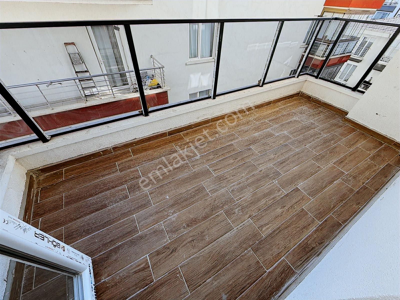 Keçiörende 3+1 Full Yapılı İskanlı Teras Balkonlu Cadde Yanı - Görsel 8