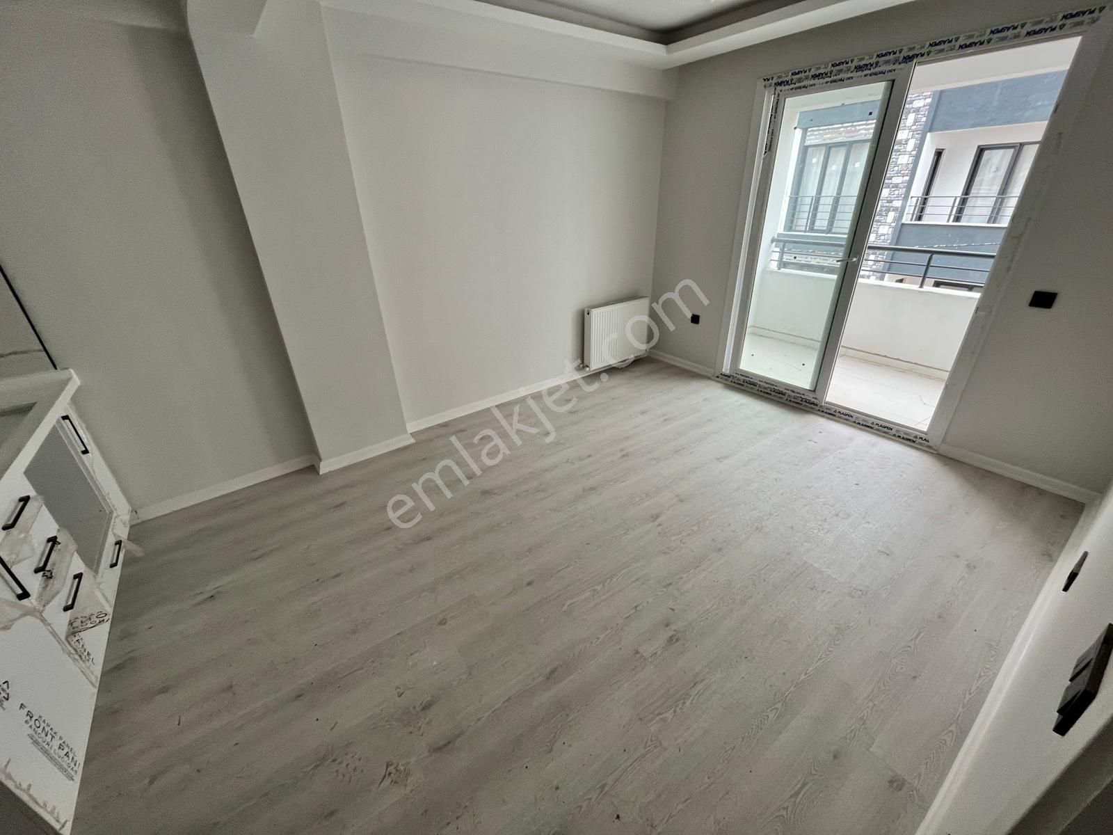 Huzurdan Hastane Bölgesinde 2+1 Kiralık Daire - Görsel 12