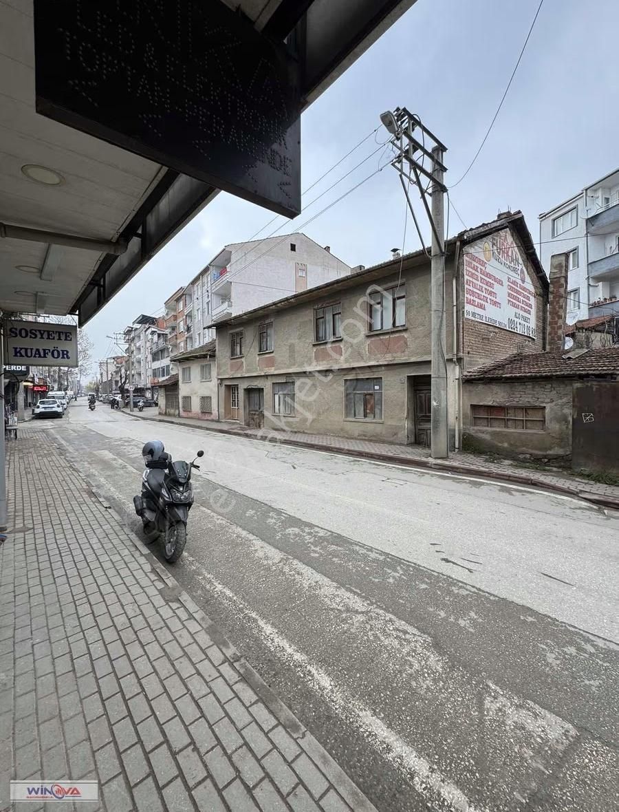Winova | Mahmut Esat Bey Cad. Kiralık Dükkan ! - Görsel 2