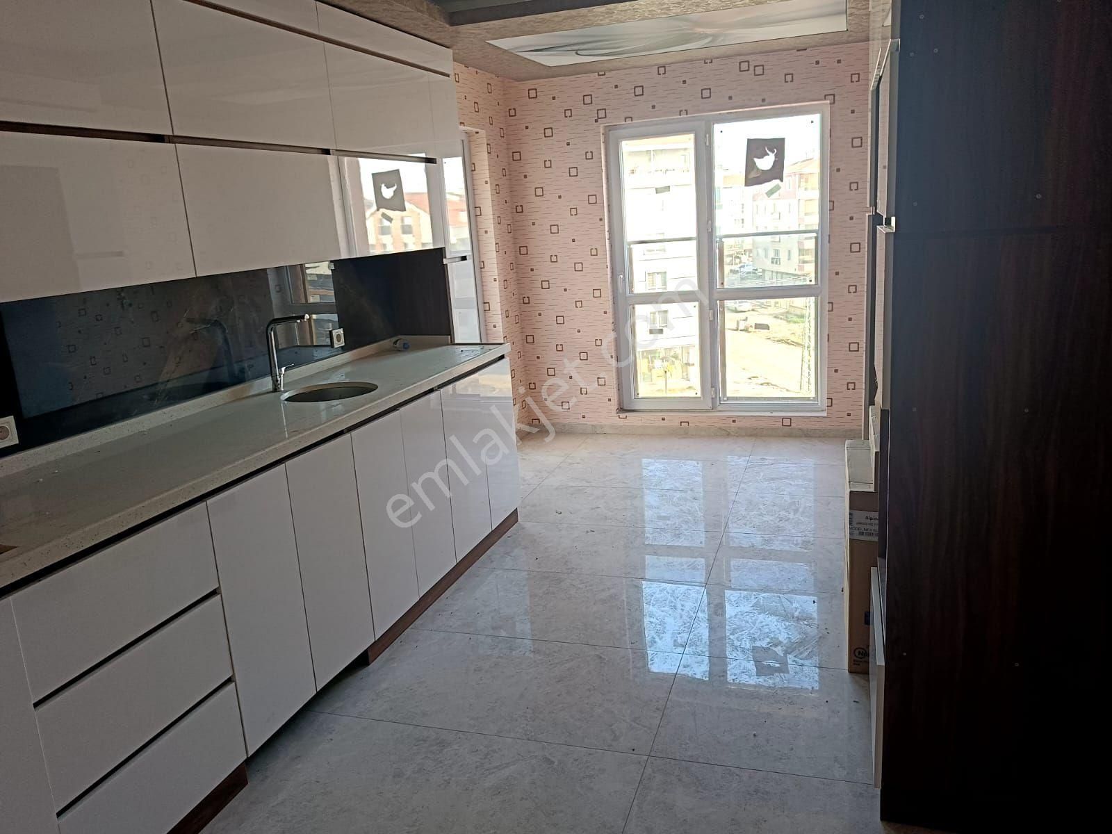 Çıtırık'tan Yenikent Menderes Mh. Tek Tapu Çift Giriş 8+2 Fırsat Fiyat 30m2 Açık Teras - Görsel 3