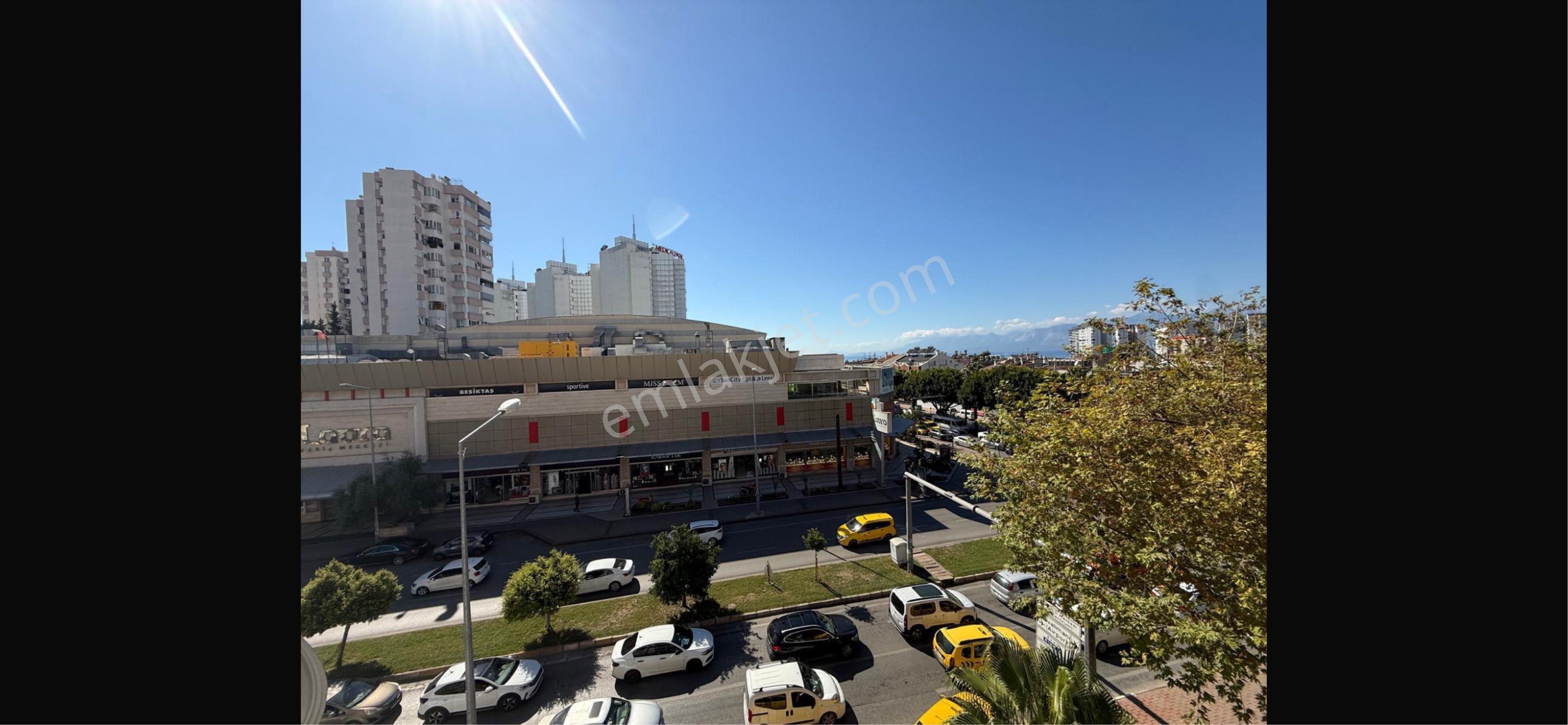 Laura Kavşak’ta 3+1 Arakat Fırsat Daire - Görsel 14