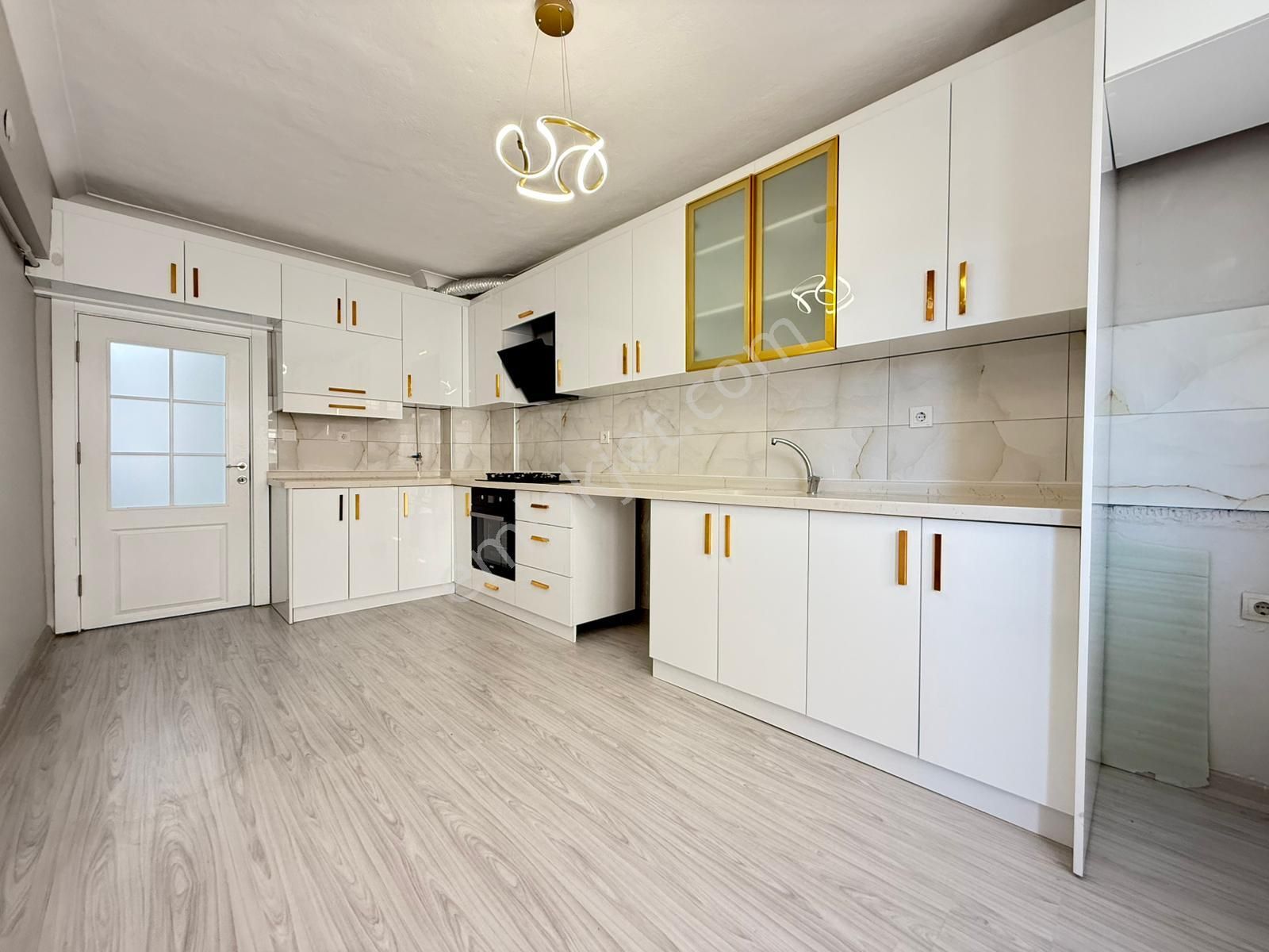 Kalecik Emlak'tan Salı Pazarı Yakını Full Yapılı 3+1 Daire - Görsel 5