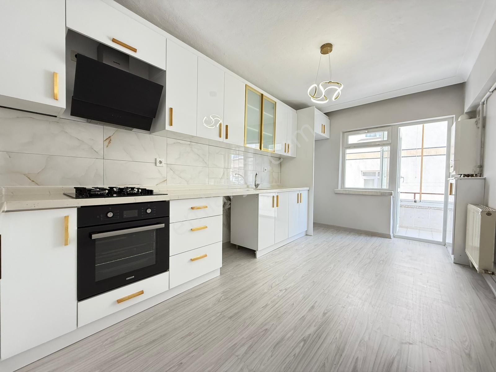 Kalecik Emlak'tan Salı Pazarı Yakını Full Yapılı 3+1 Daire - Görsel 2