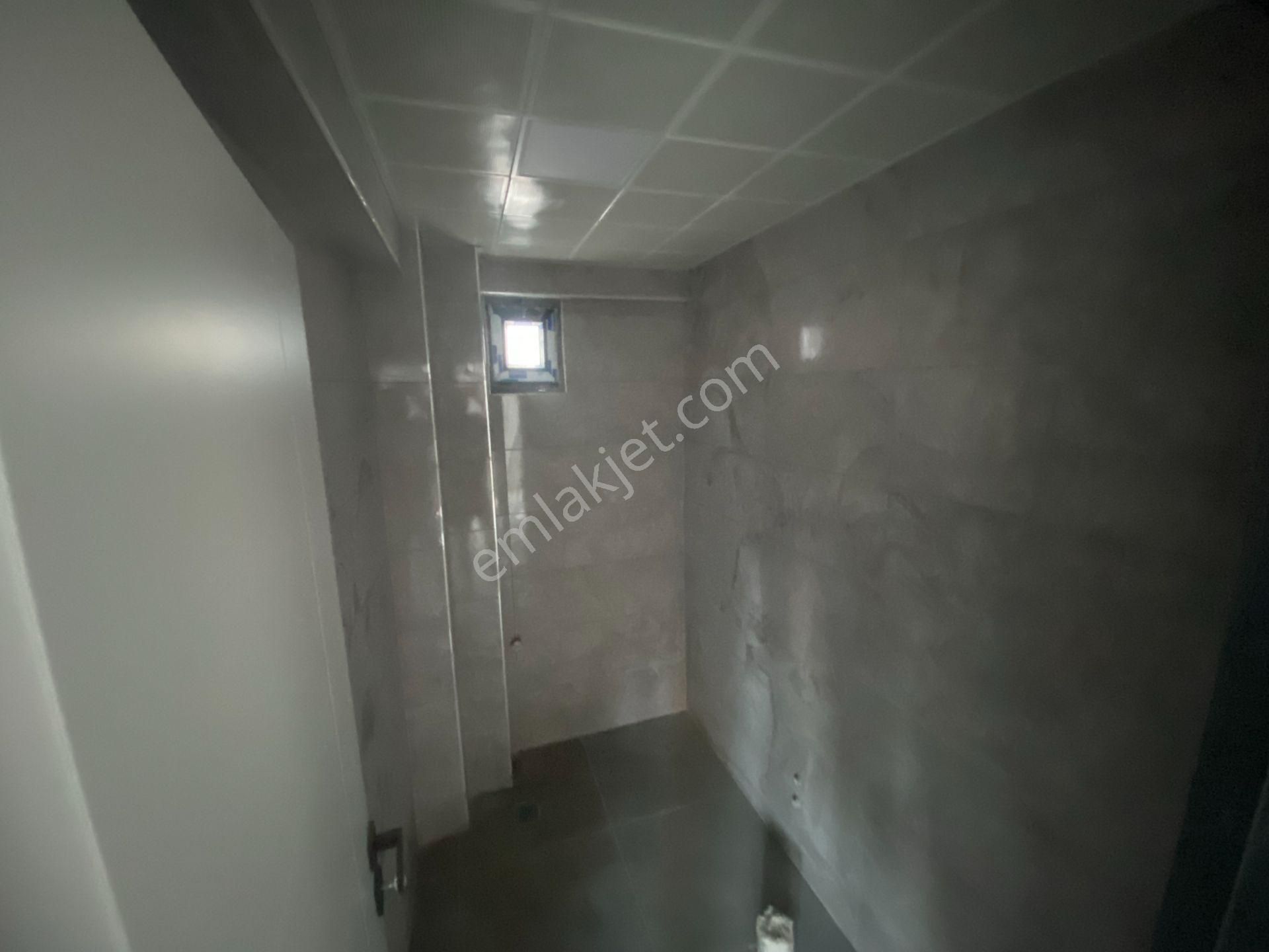 Fahri Korutürk Mahallesinde 2+1 Sıfır Daire - Görsel 13