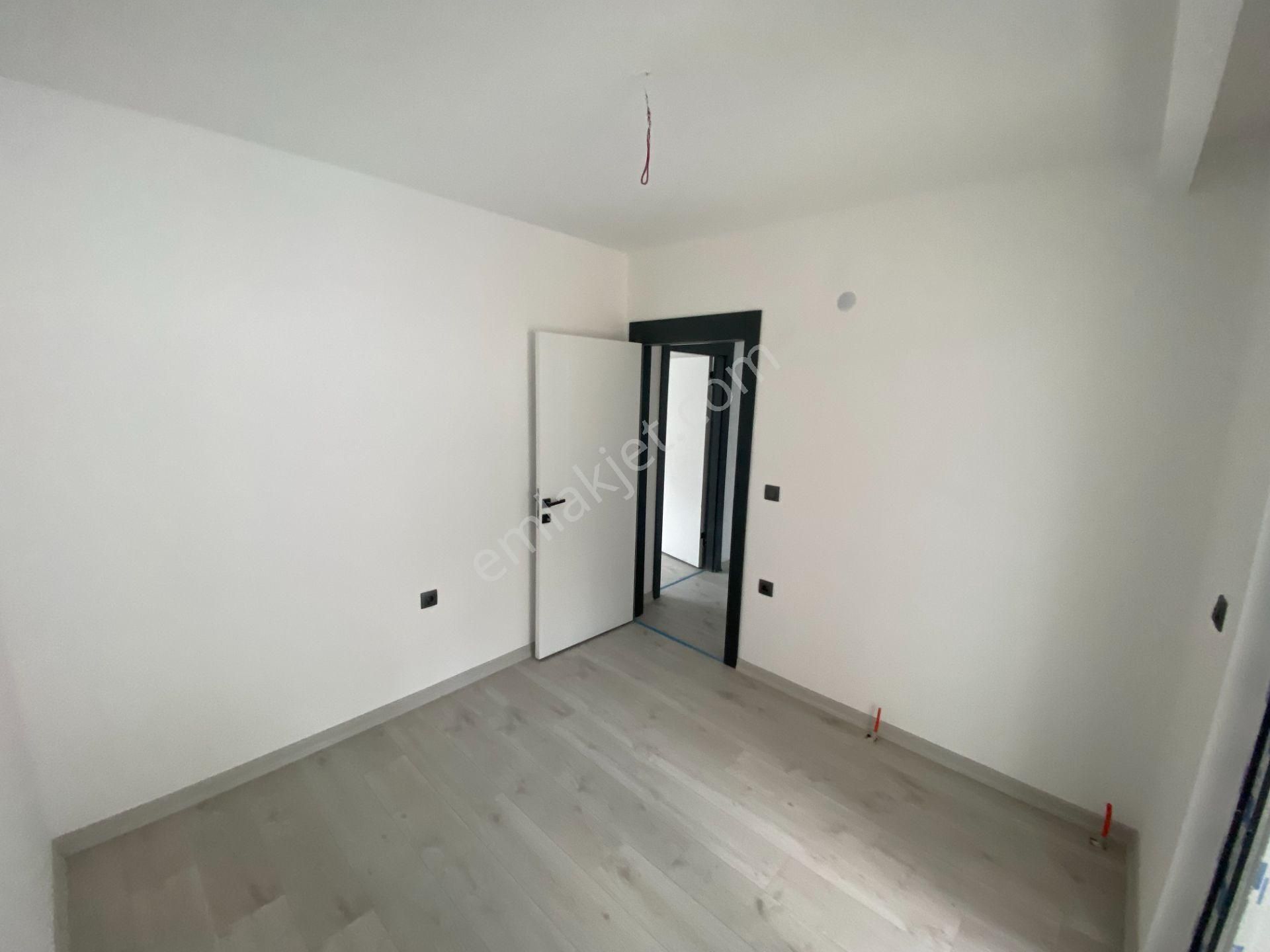 Fahri Korutürk Mahallesinde 2+1 Sıfır Daire - Görsel 11