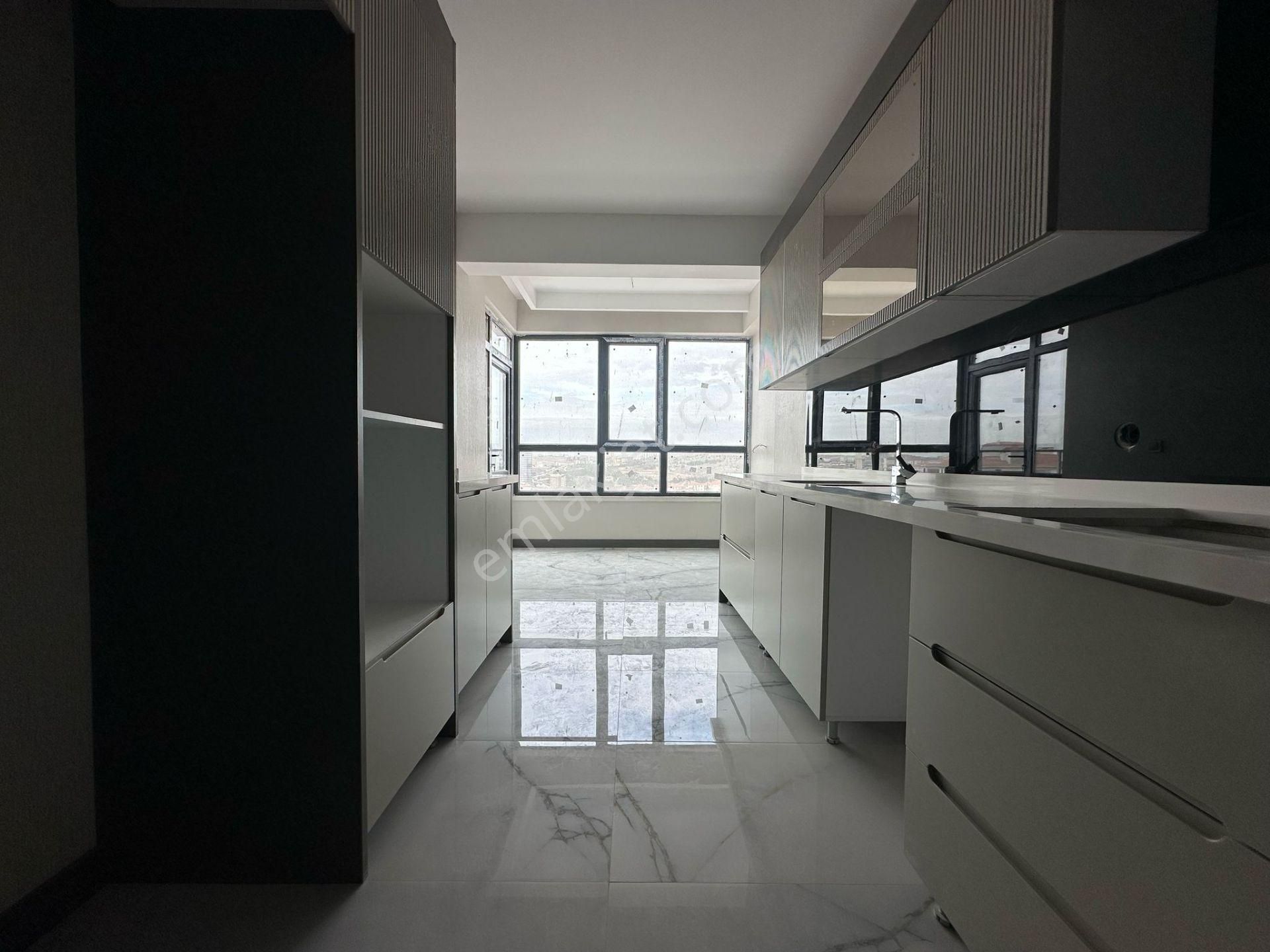 Pursaklar Mehmet Zengin Emlak'tan Asansörlü Sıfır Manzaralı 5.kat 2+1 Ful Yapılı Daire - Görsel 3