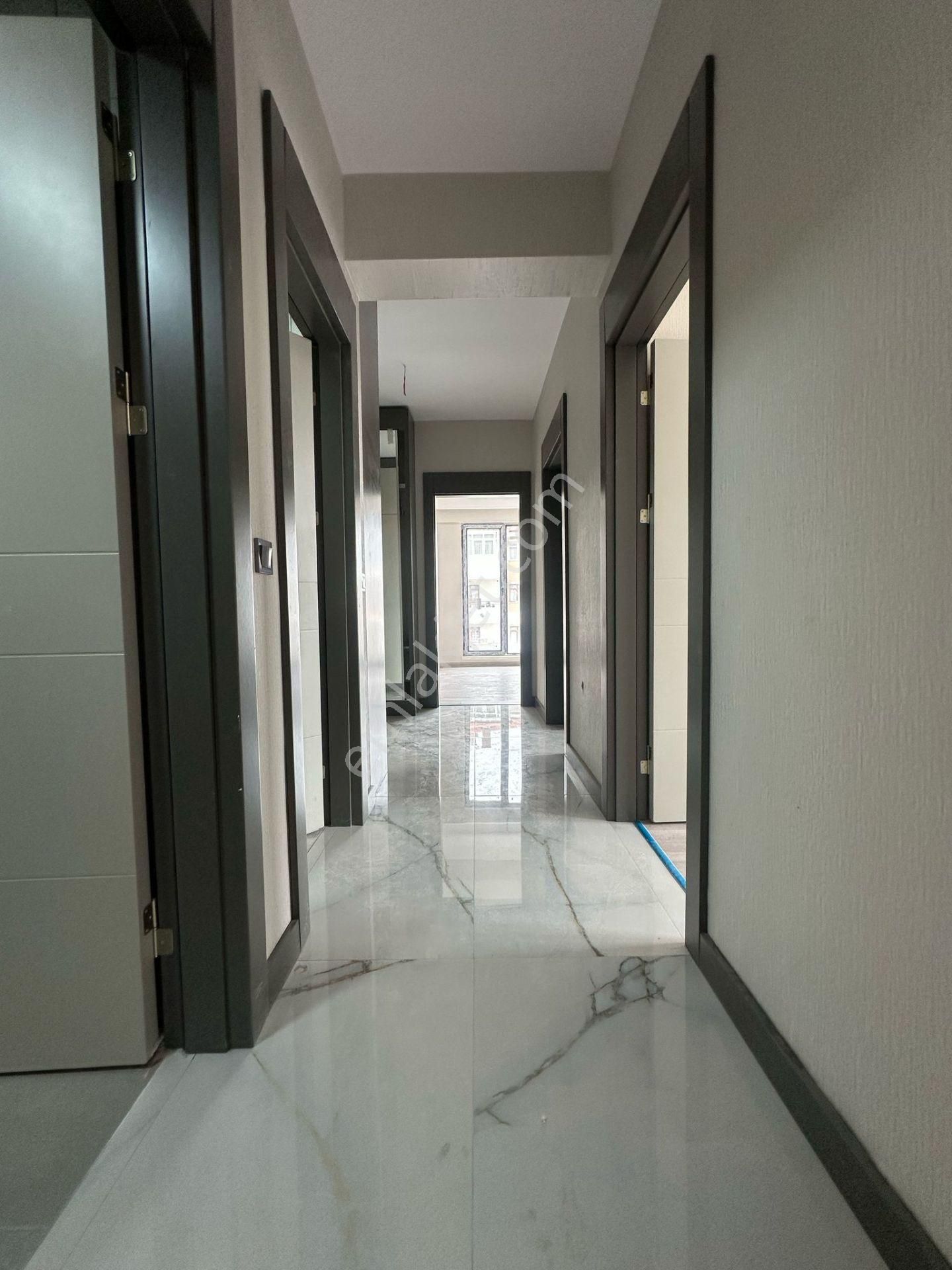 Pursaklar Mehmet Zengin Emlak'tan Asansörlü Sıfır Manzaralı 5.kat 2+1 Ful Yapılı Daire - Görsel 25