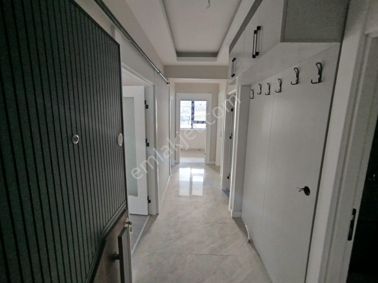 Sincan Mendereste Kat Konumunda Yüksek 2+1 Giriş Dairesi - Görsel 23