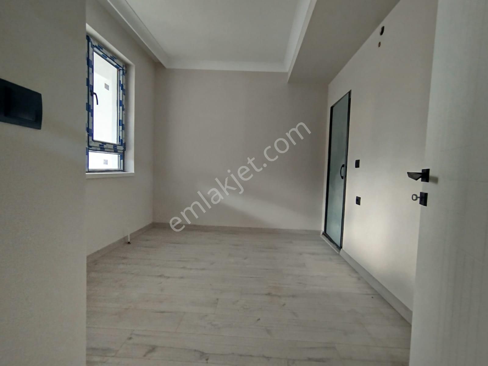 Sincan Mendereste Kat Konumunda Yüksek 2+1 Giriş Dairesi - Görsel 14