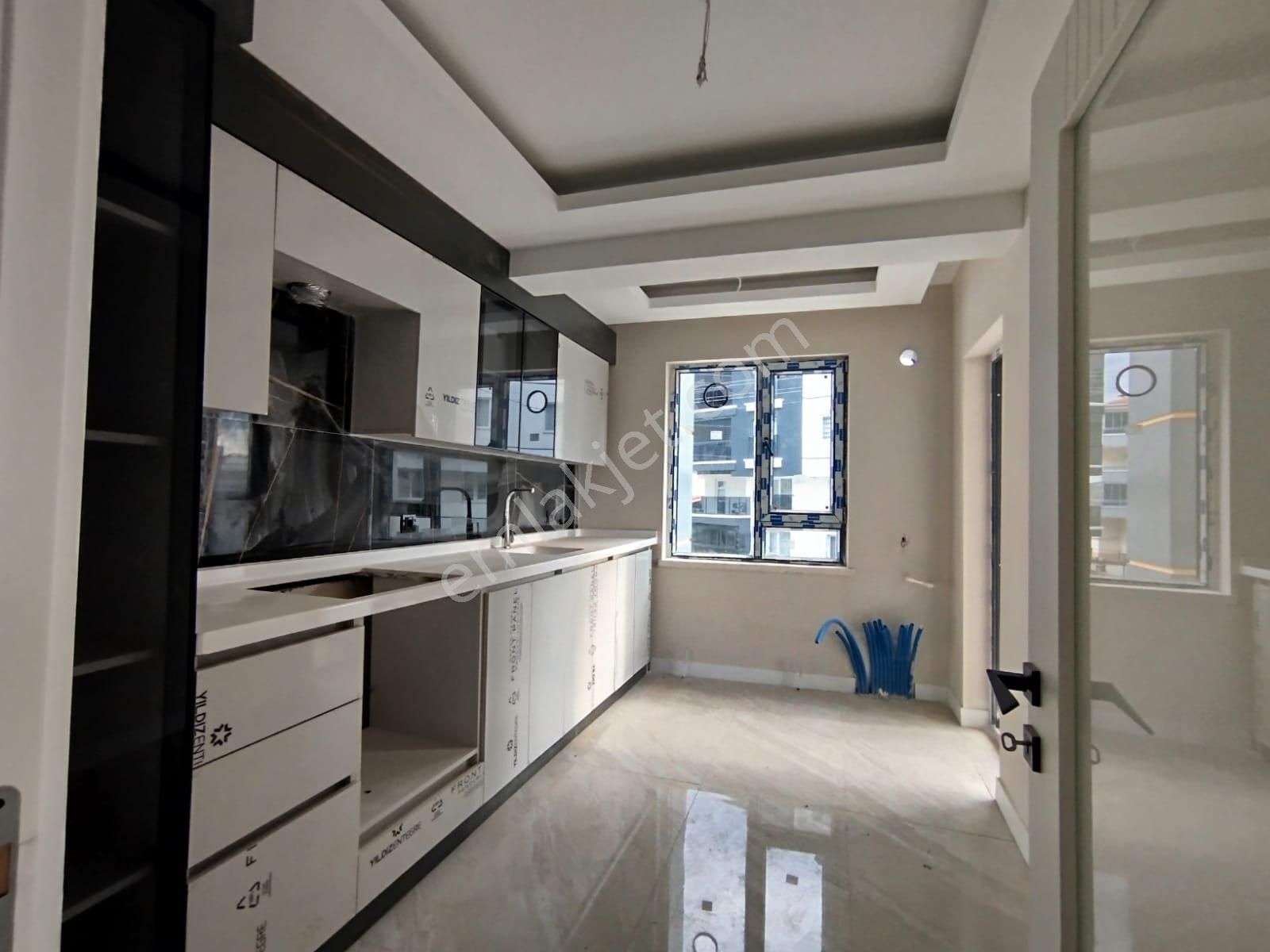 Sincan Mendereste Kat Konumunda Yüksek 2+1 Giriş Dairesi - Görsel 2