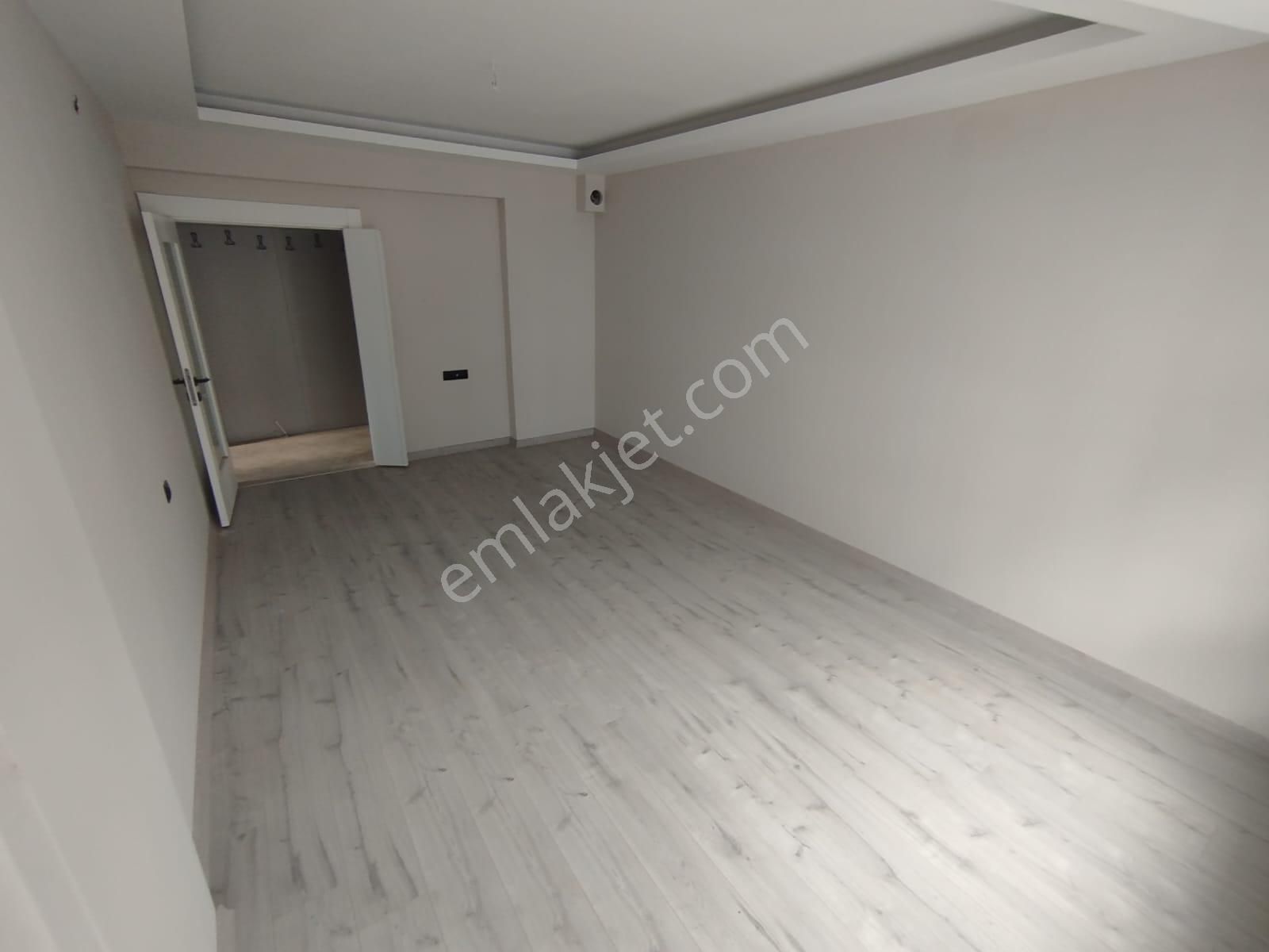 Sincan Mendereste Kat Konumunda Yüksek 2+1 Giriş Dairesi - Görsel 11